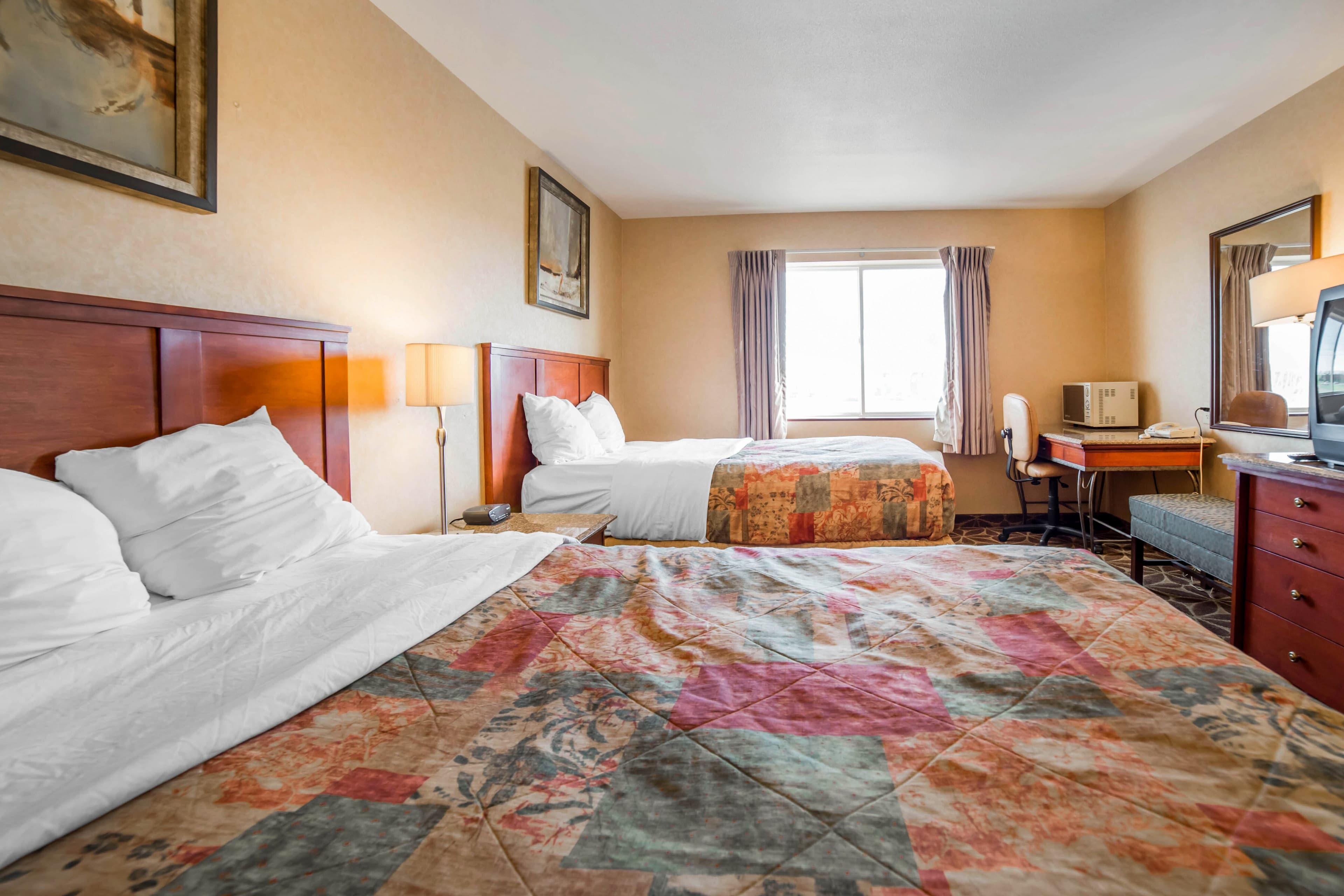 Rodeway Inn & Suites Nampa - Image 3