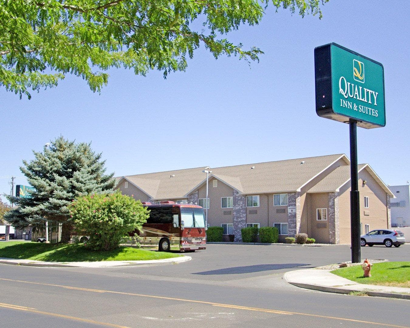 Quality Inn & Suites Twin Falls North - Image 1