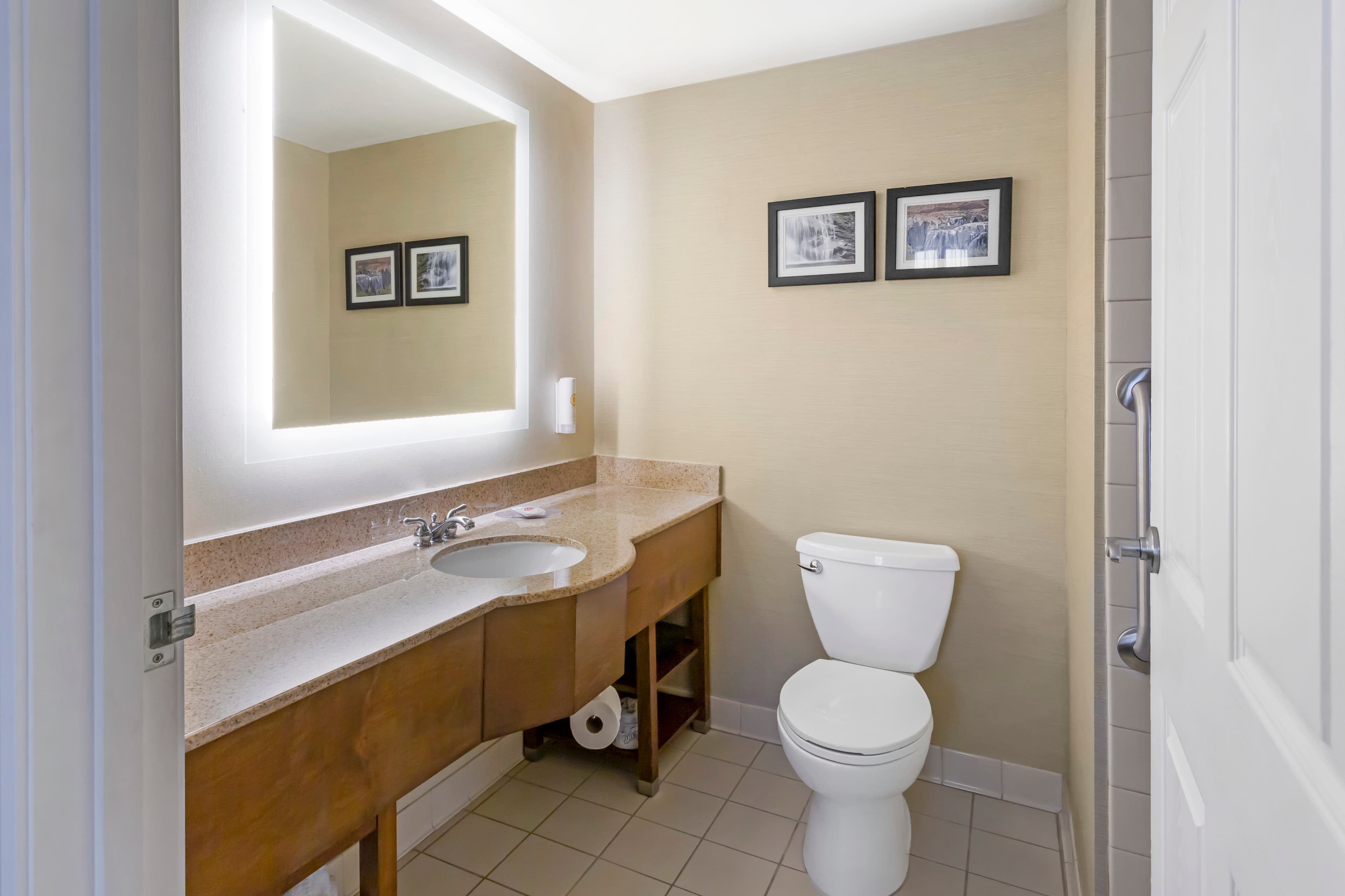 Comfort Inn & Suites Jerome - Twin Falls — 33