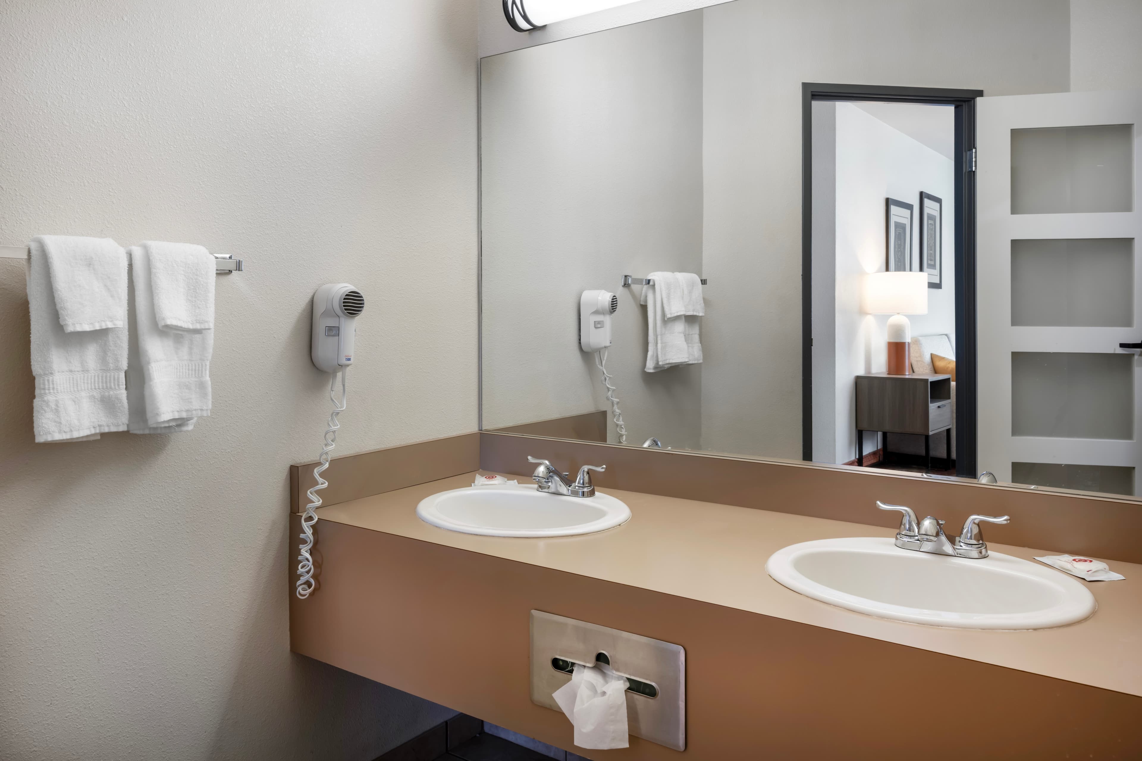 Comfort Inn & Suites Post Falls - Coeur dAlene West — 5