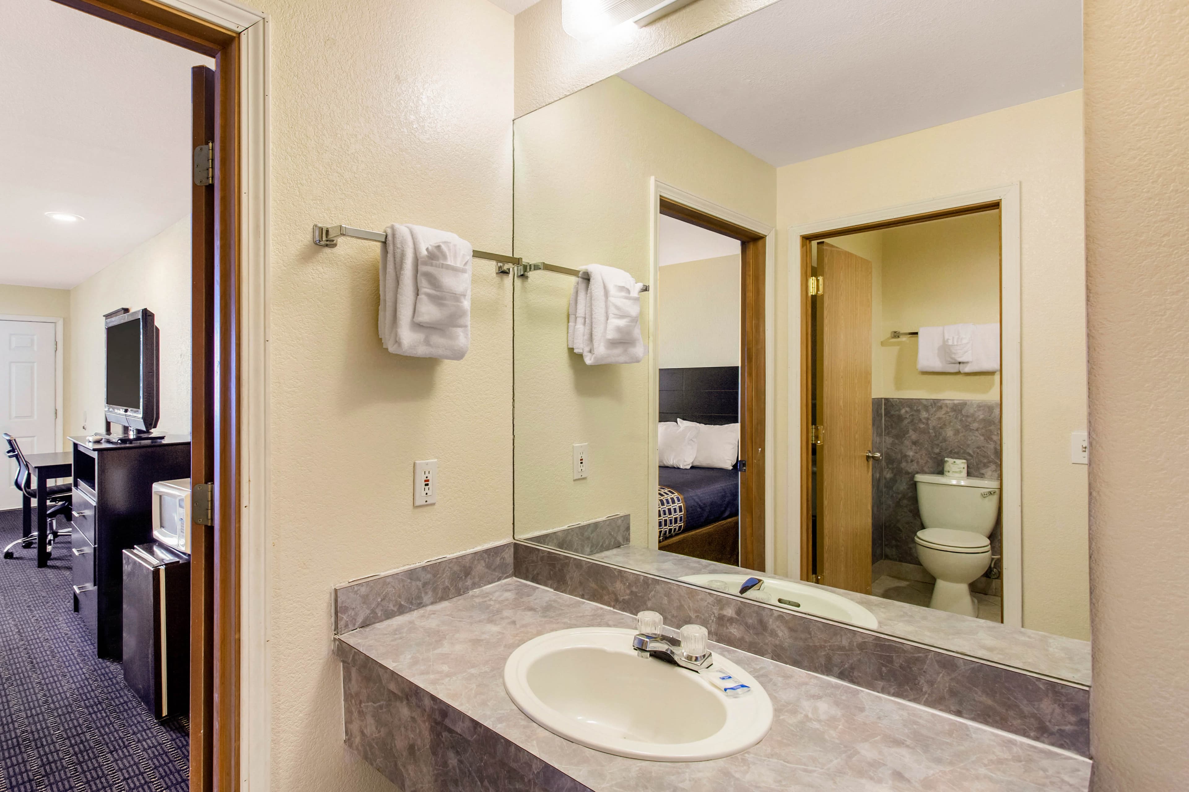 Rodeway Inn Coeur d'Alene - Image 5