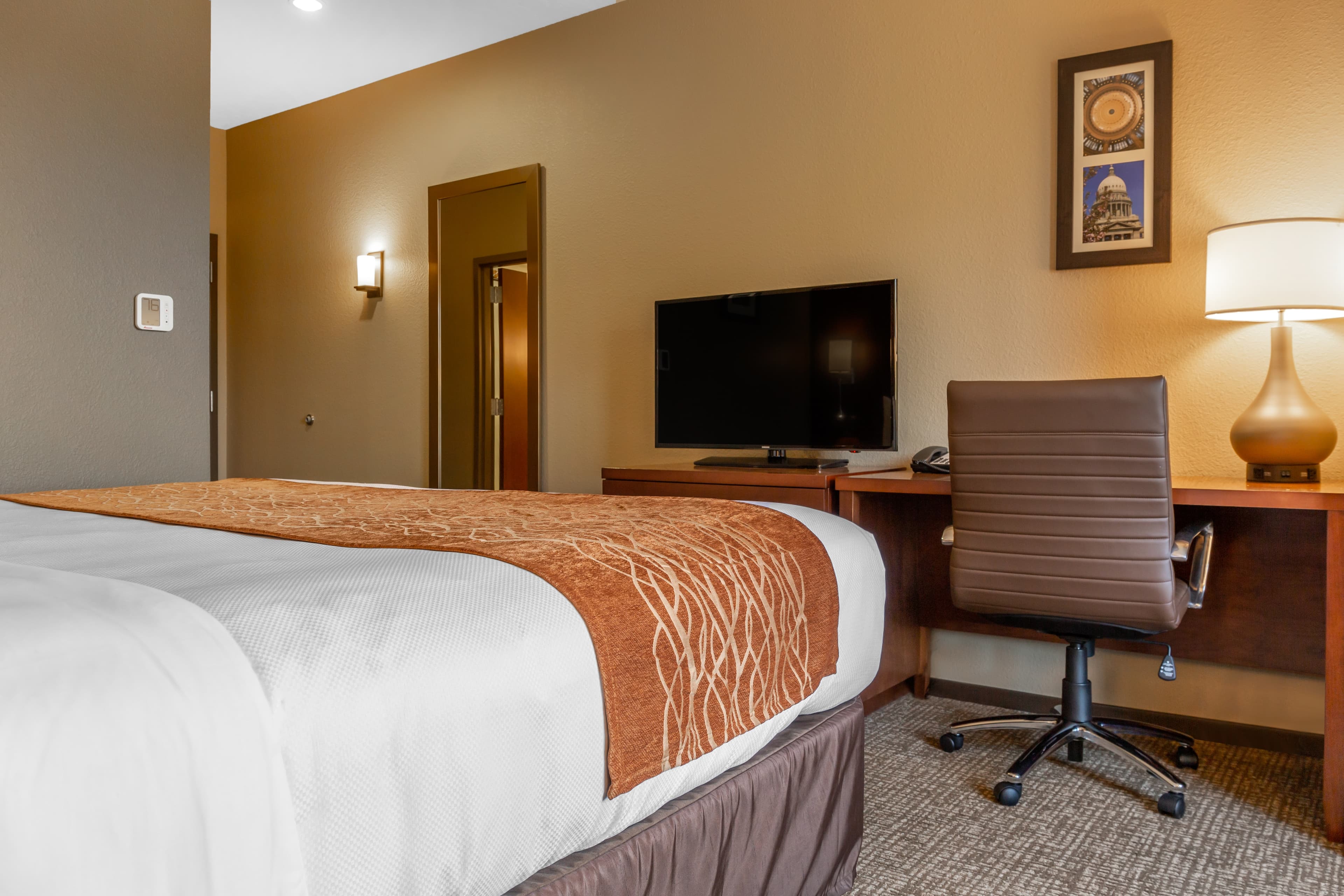 Comfort Inn & Suites Boise Airport — 14