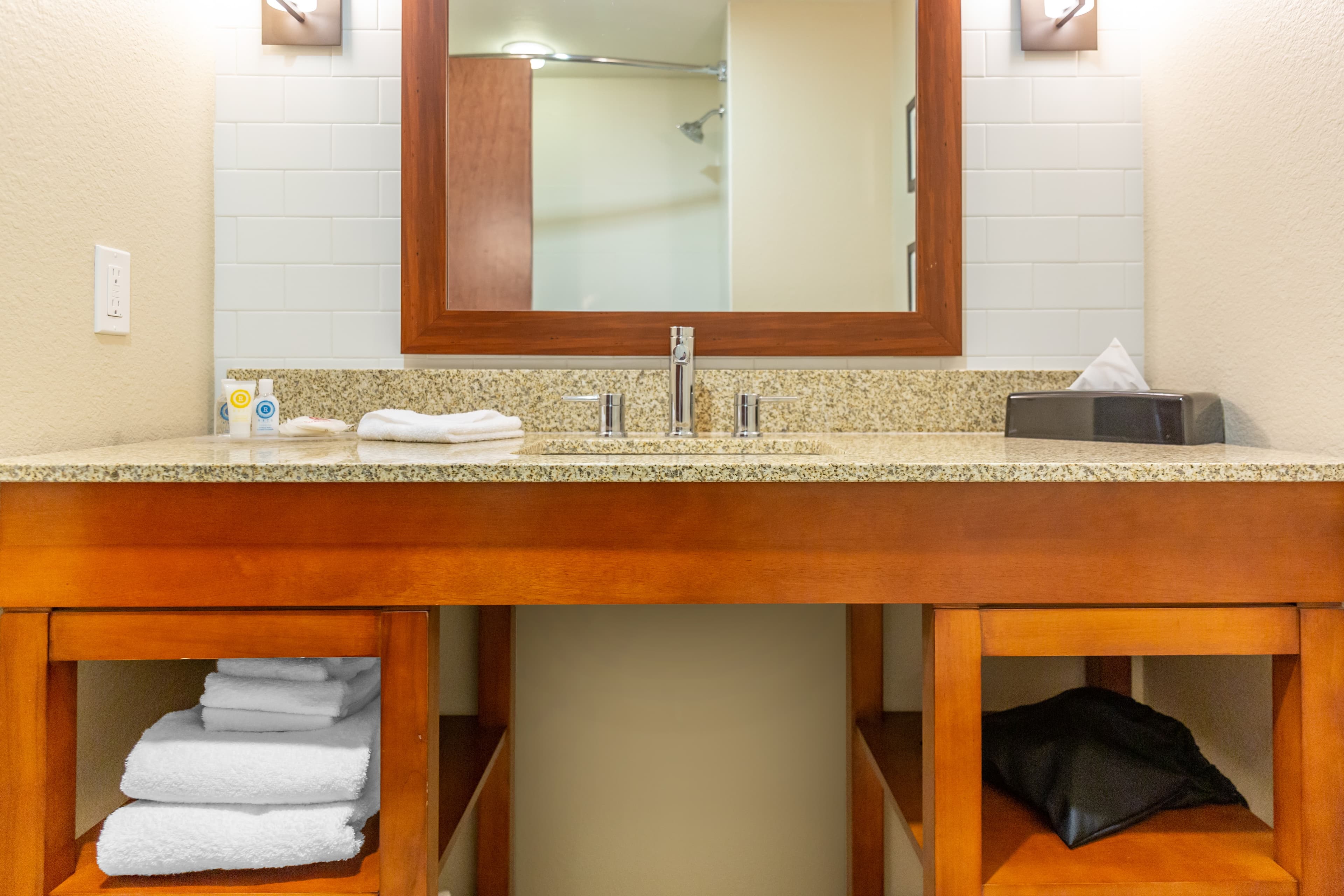 Comfort Inn & Suites Boise Airport — 21