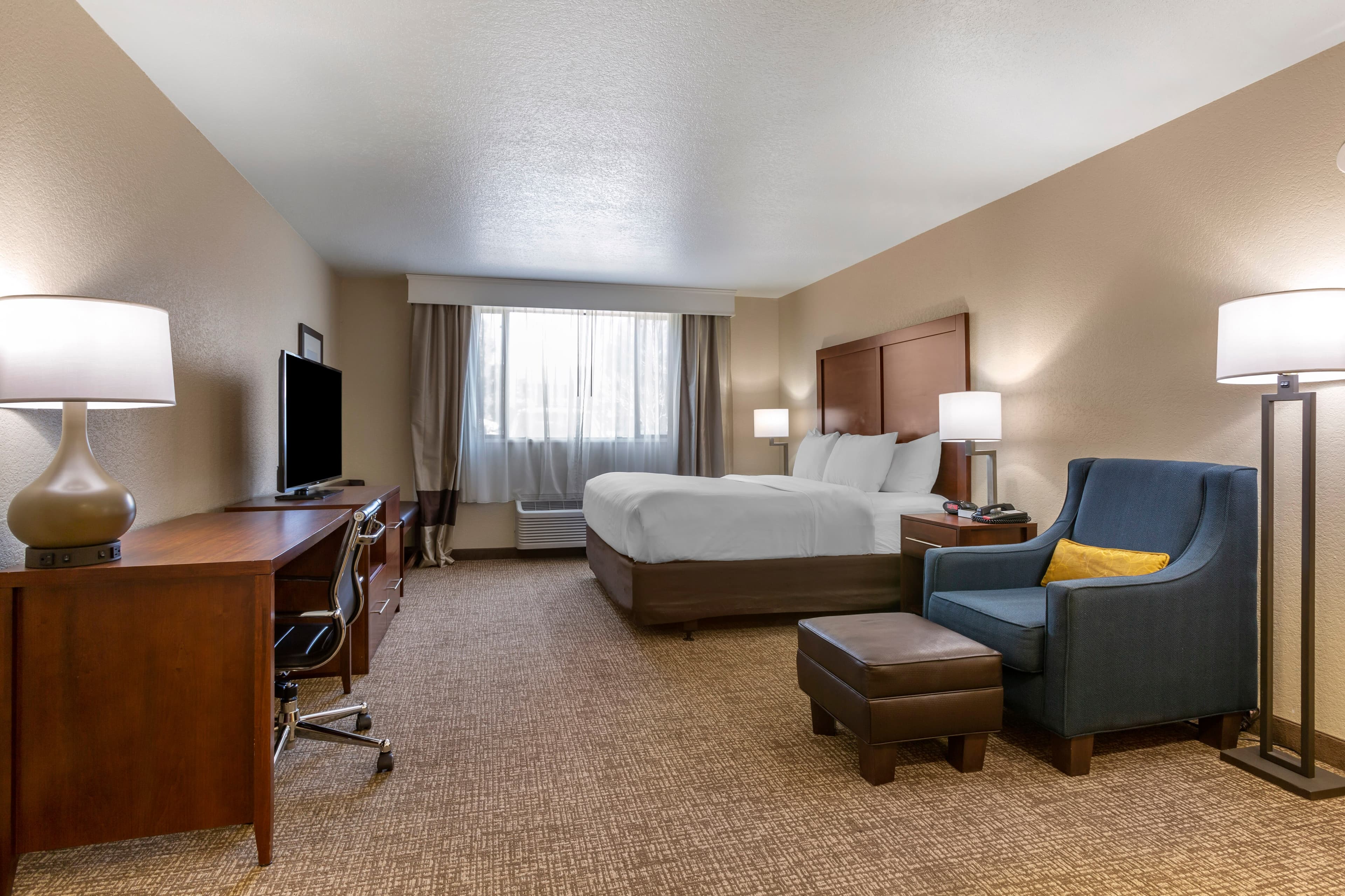 Comfort Inn & Suites Coeur d'Alene - Image 2