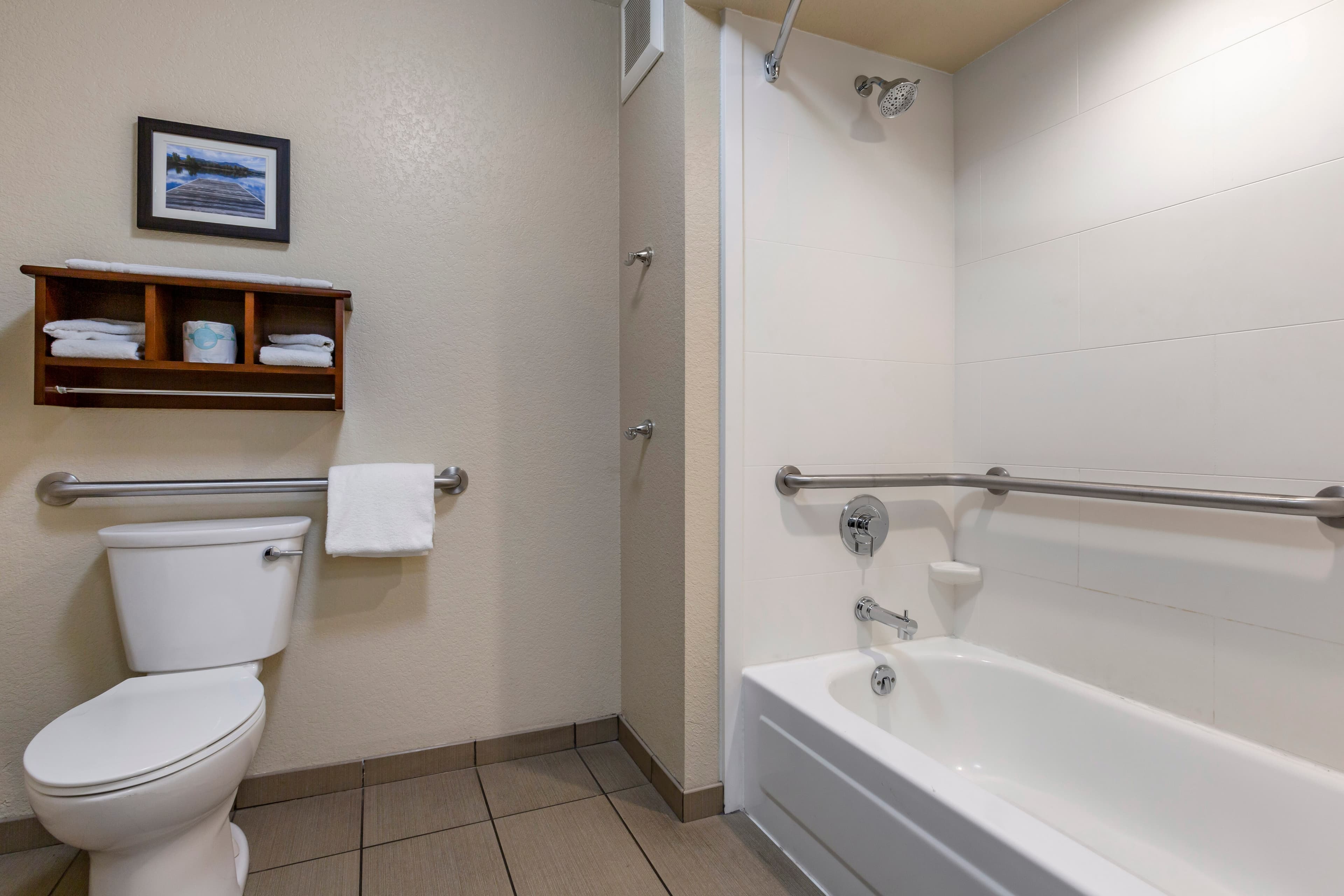 Comfort Inn & Suites Coeur d'Alene - Image 5