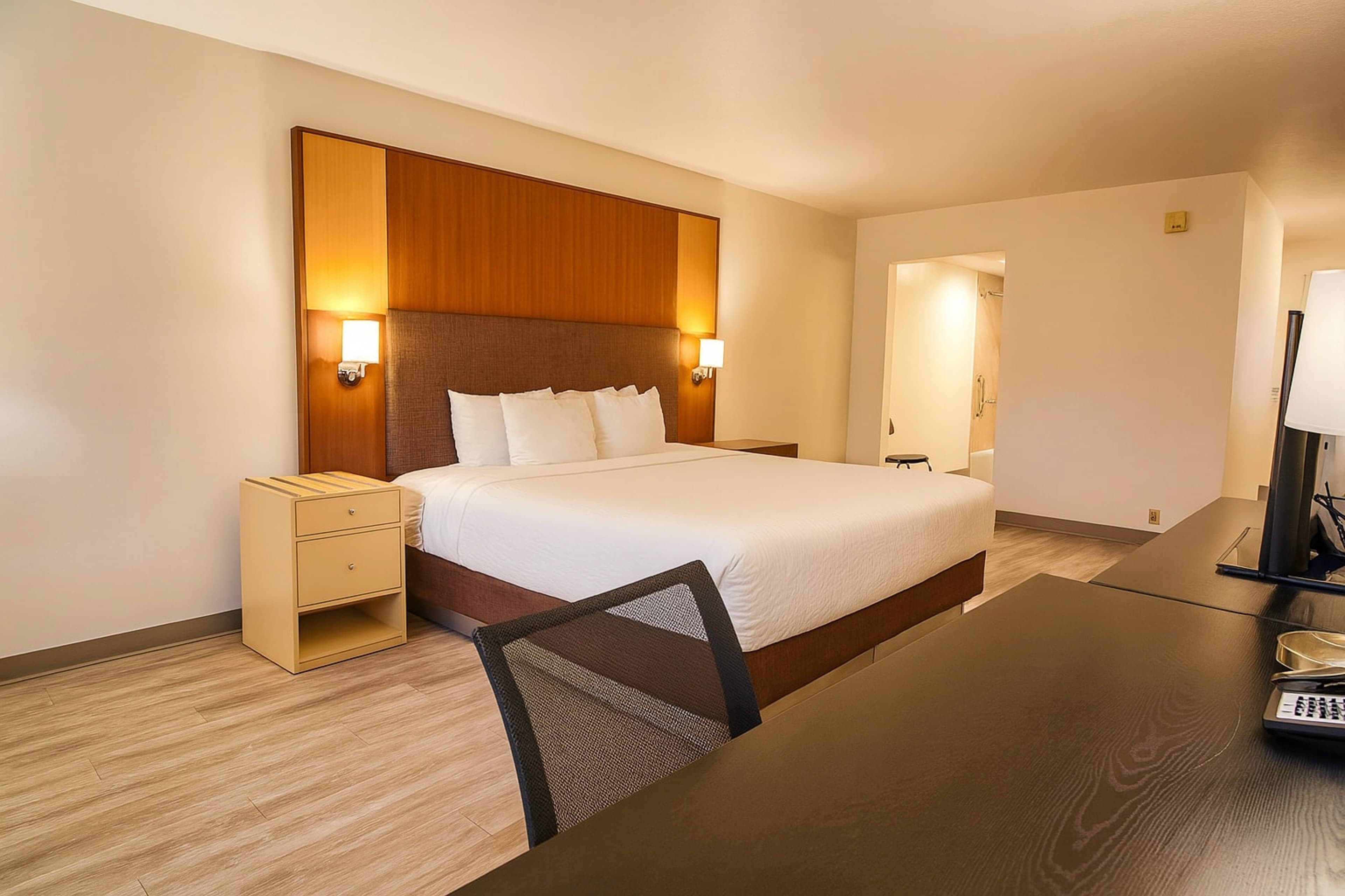 Clarion Inn Idaho Falls Riverfront — 4