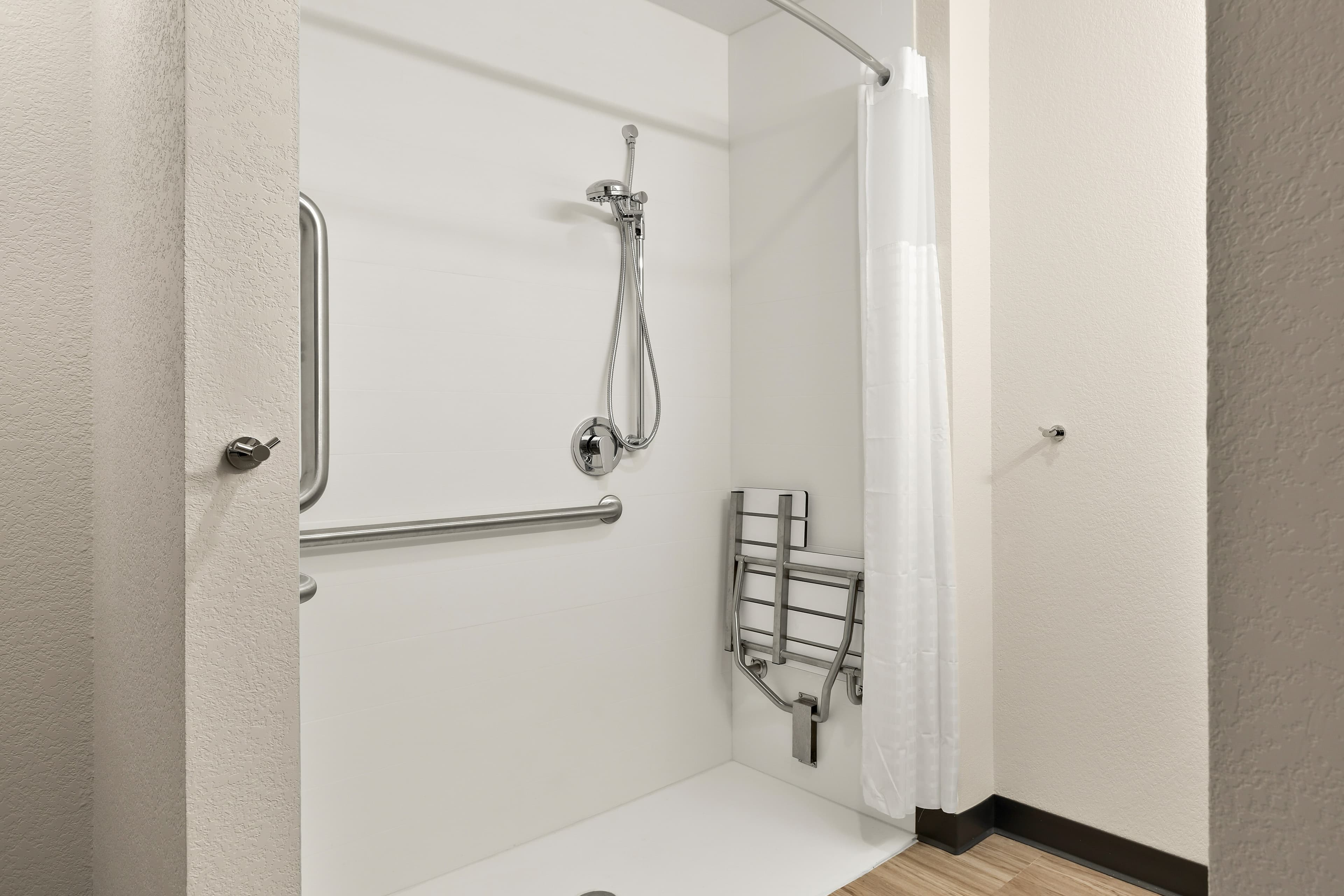 Everhome Suites Nampa Boise — 13