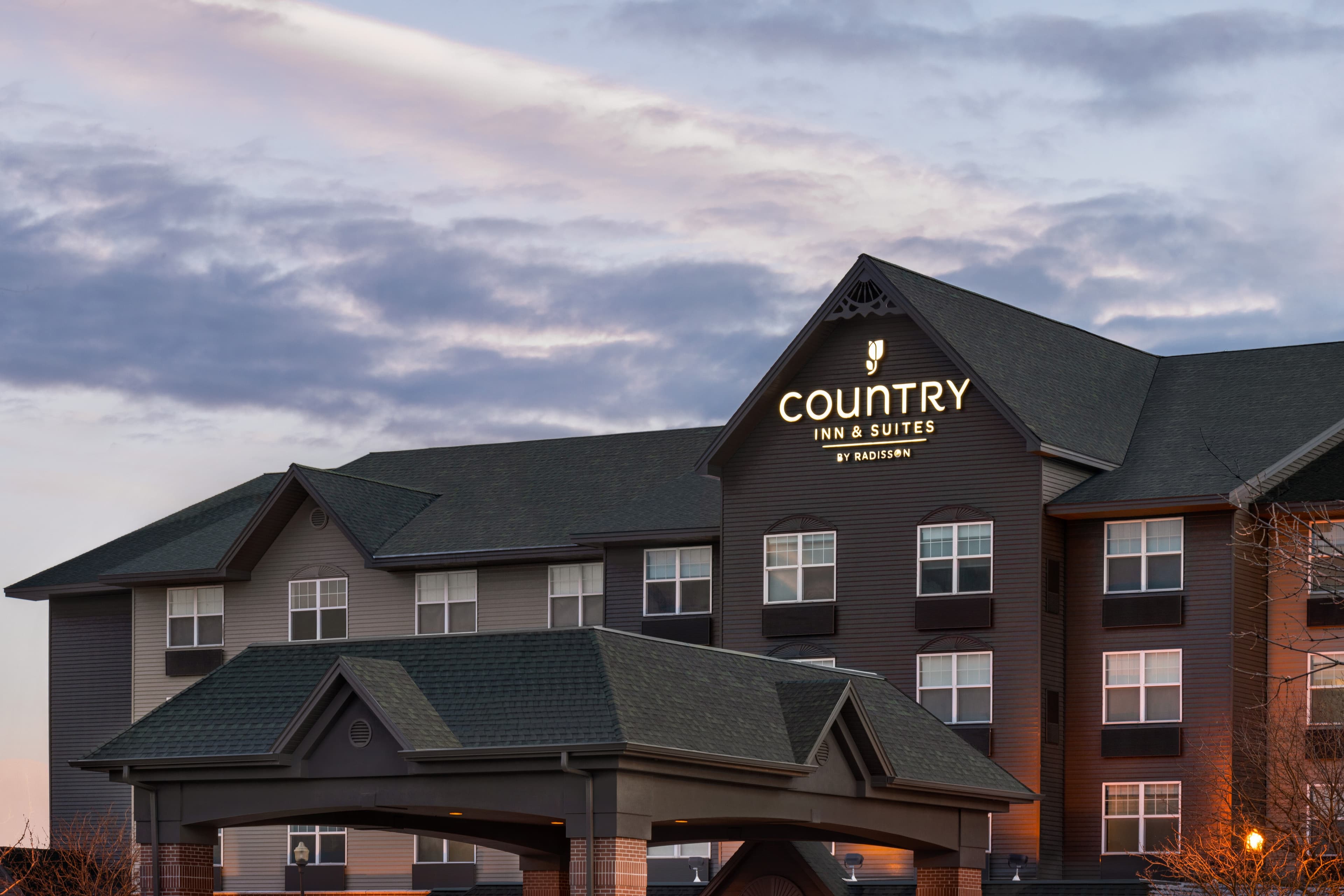 Country Inn & Suites by Radisson, Boise West - Meridian - Image 1