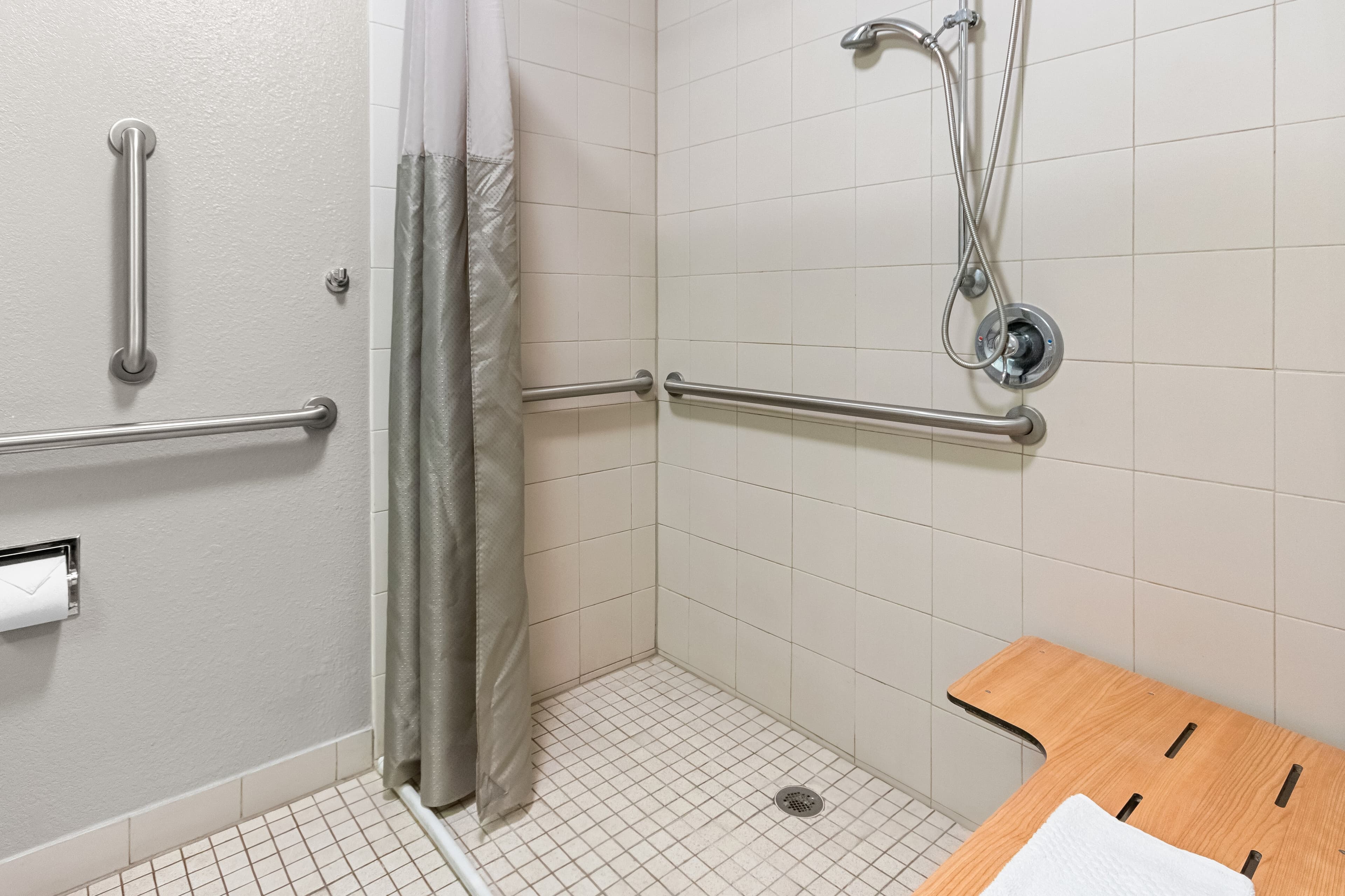 Econo Lodge — 11