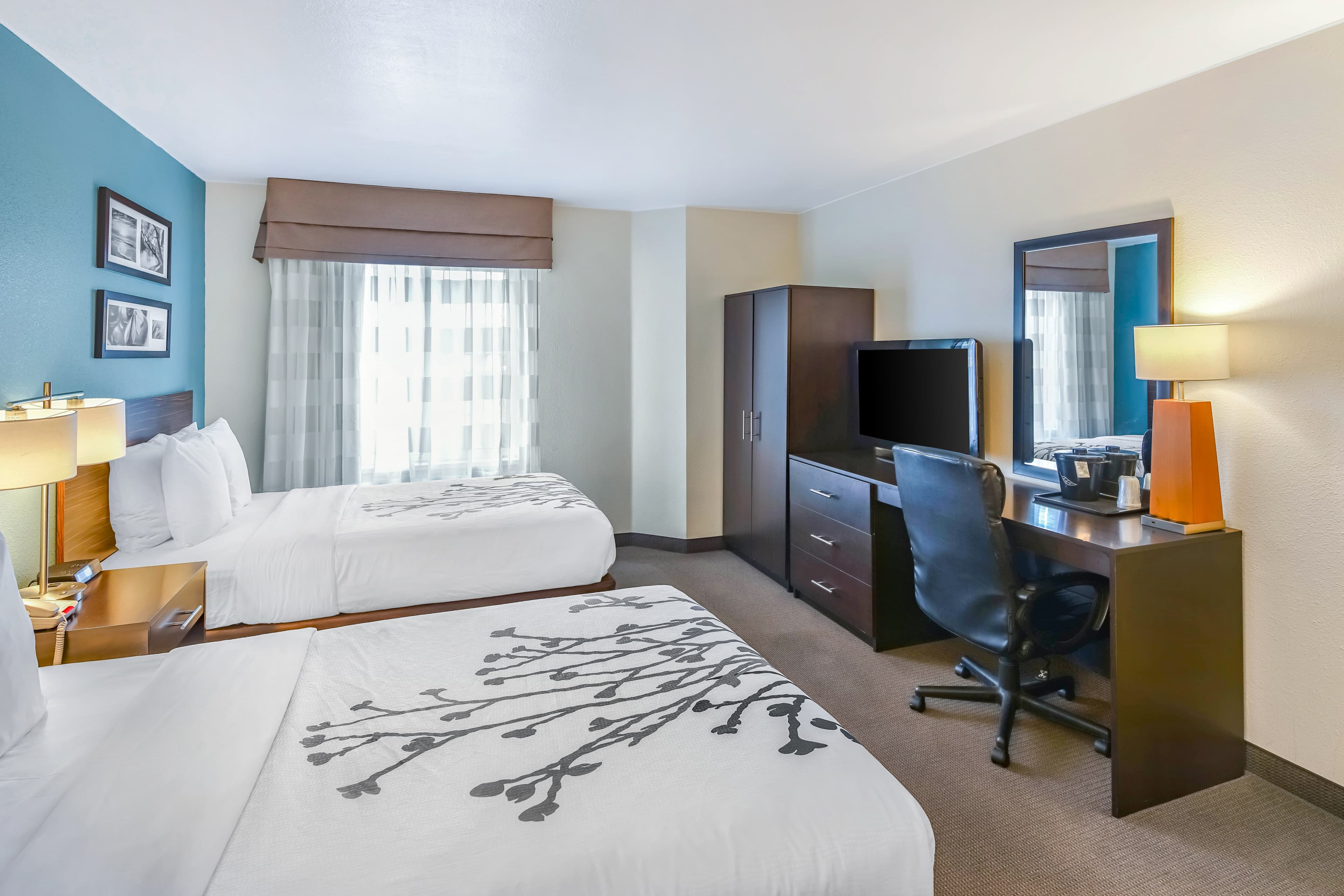 Sleep Inn near Washington State Line - Image 5
