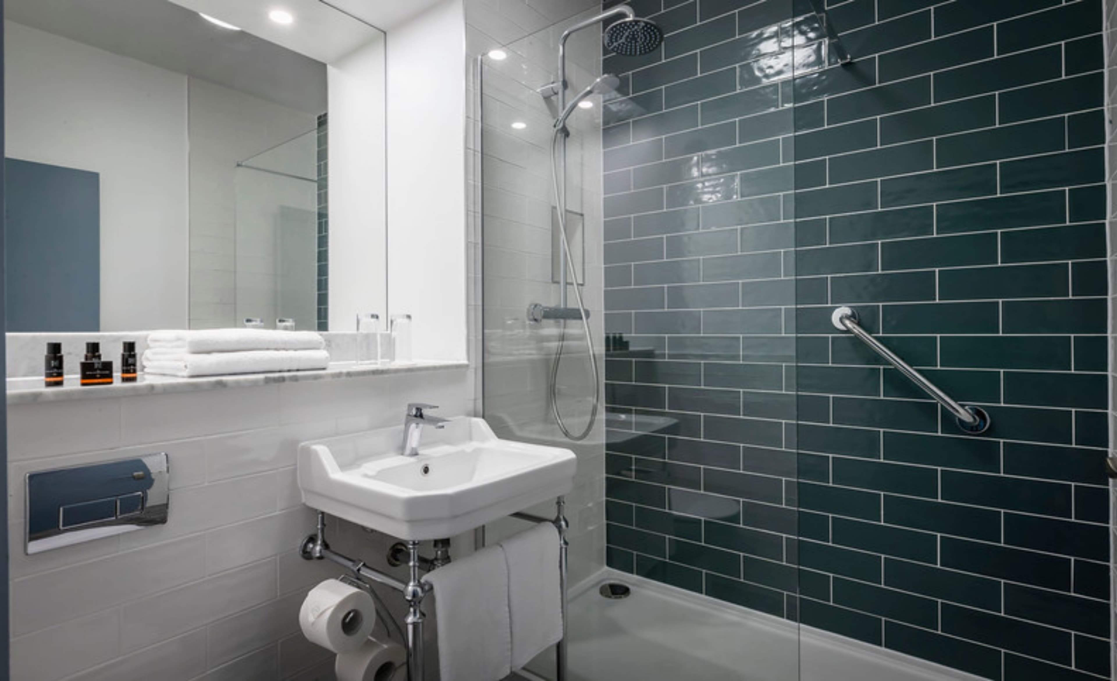 Shoreline Hotel, an Ascend Collection Hotel - Image 4