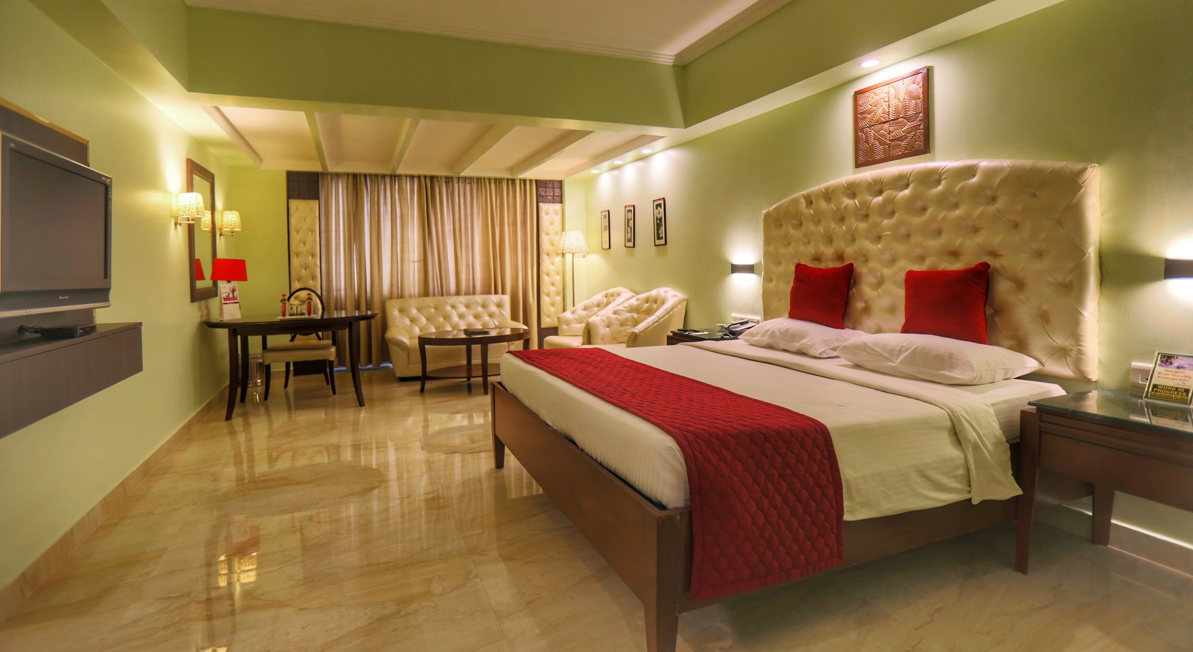 Quality Inn Sabari - Image 1