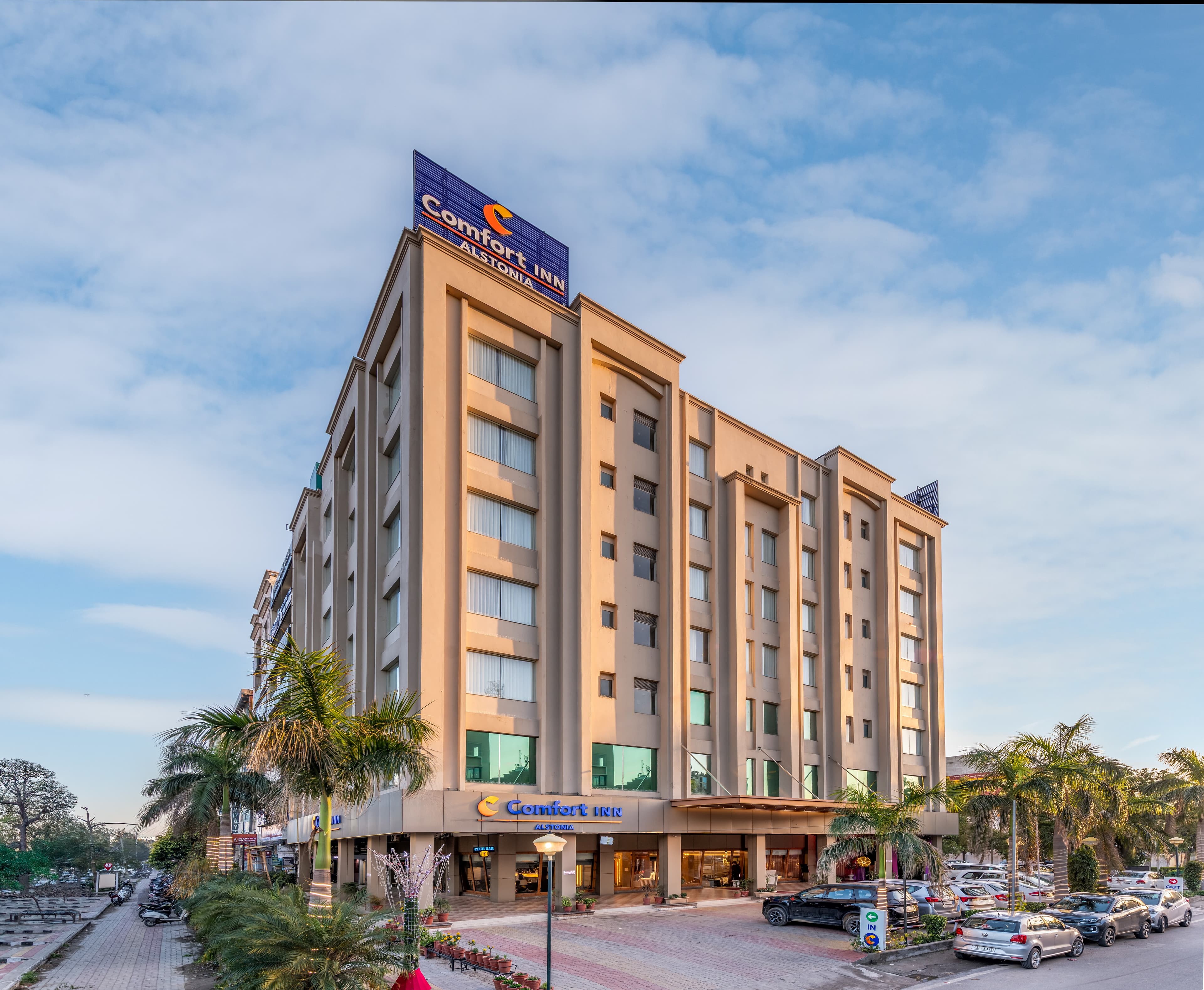 Comfort Inn Alstonia - Image 1