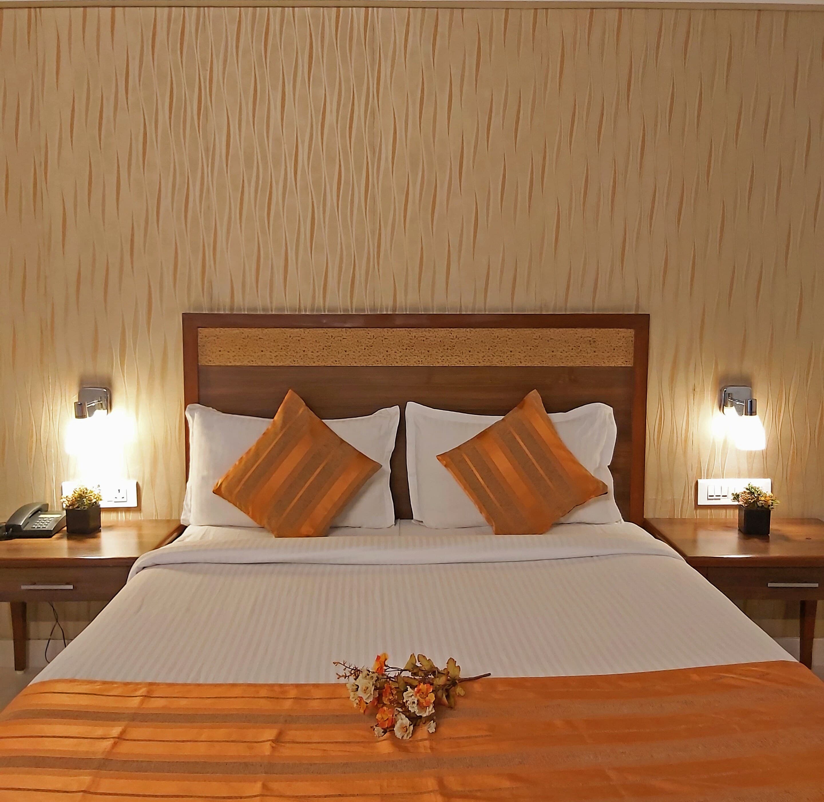 Quality Inn Mint — 8