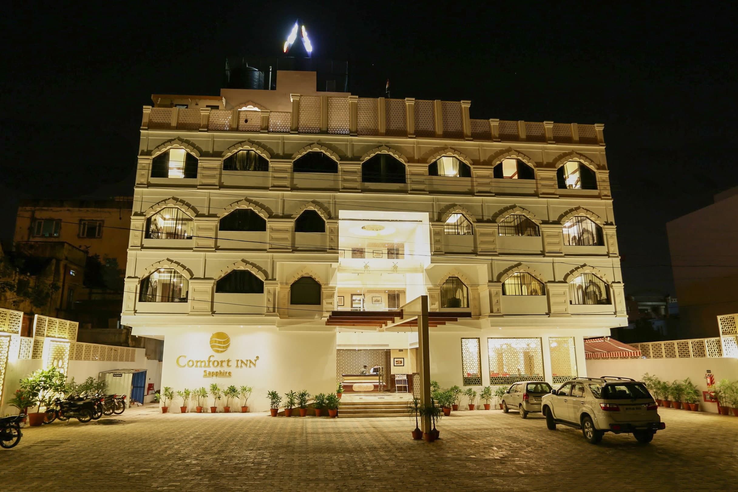 Comfort Inn Sapphire - Image 1