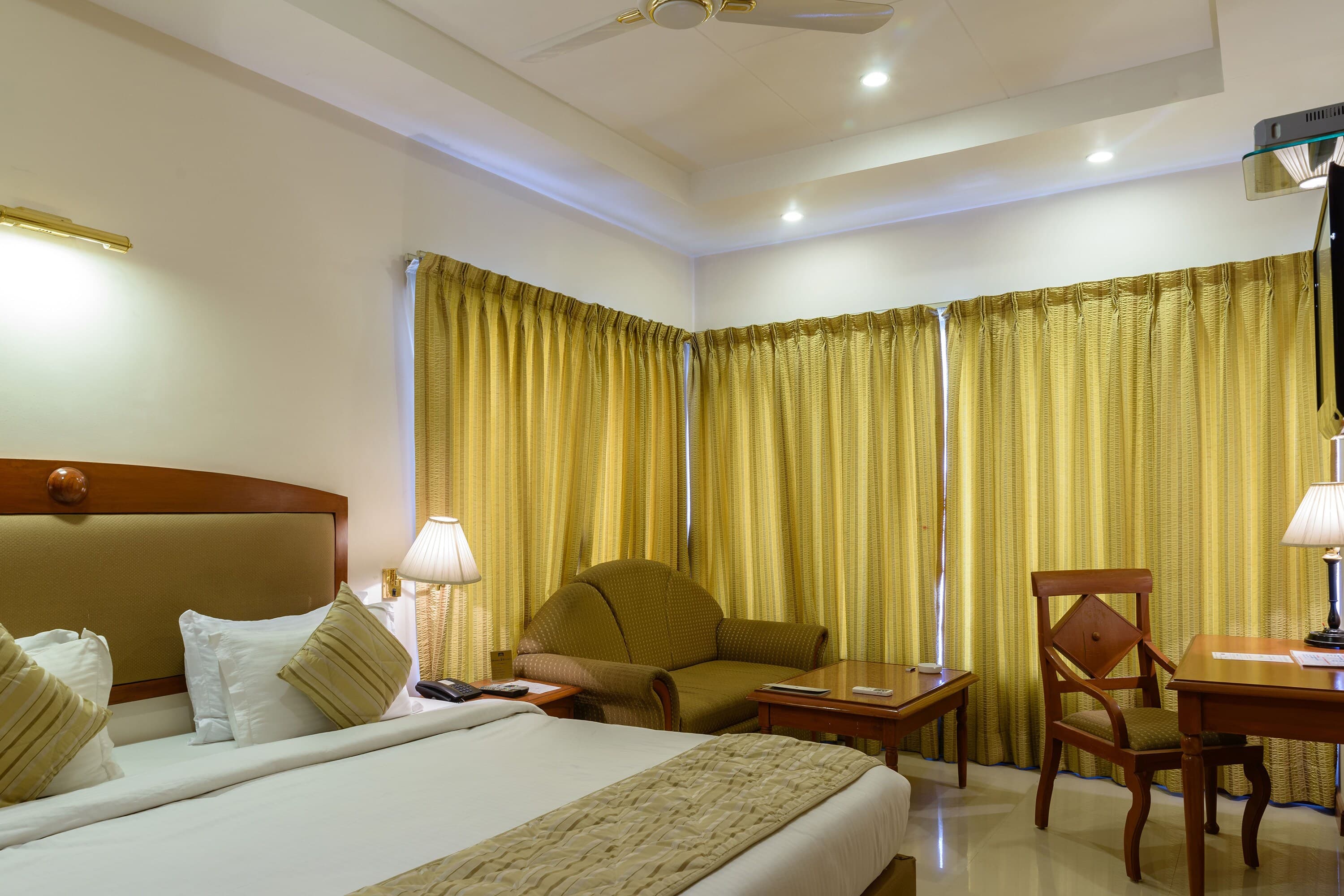 Quality Inn Palms - Image 4