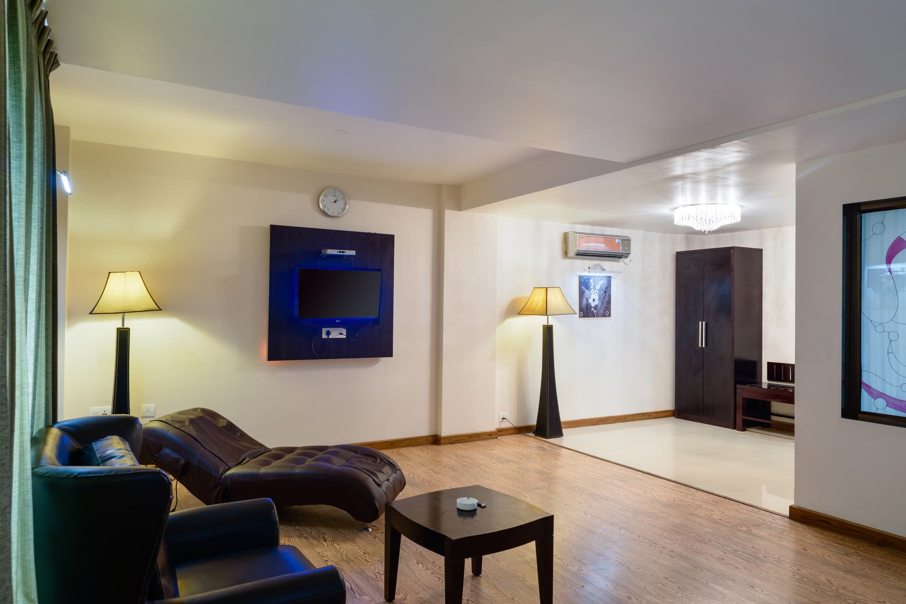 Quality Inn Palms — 7