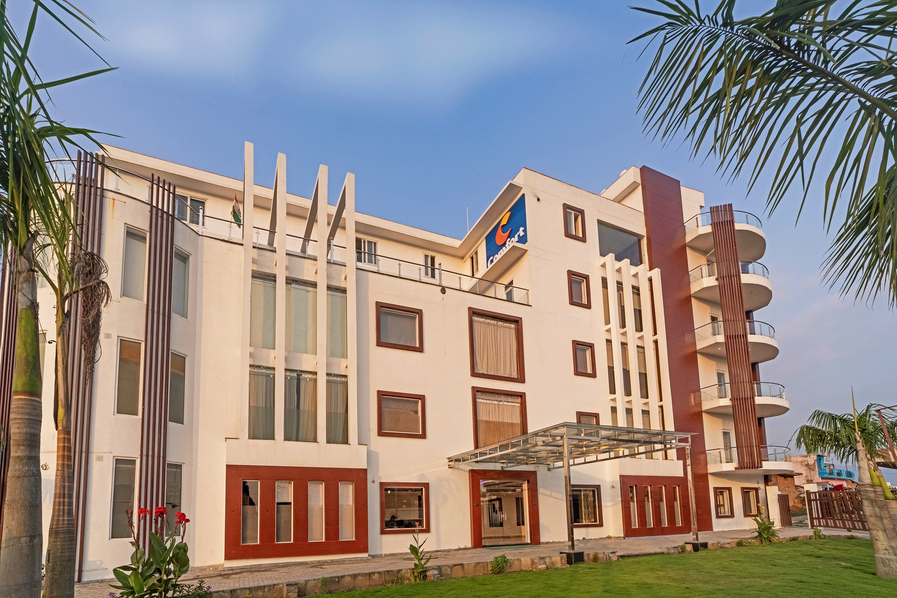 Comfort Inn Rishikesh - Image 1
