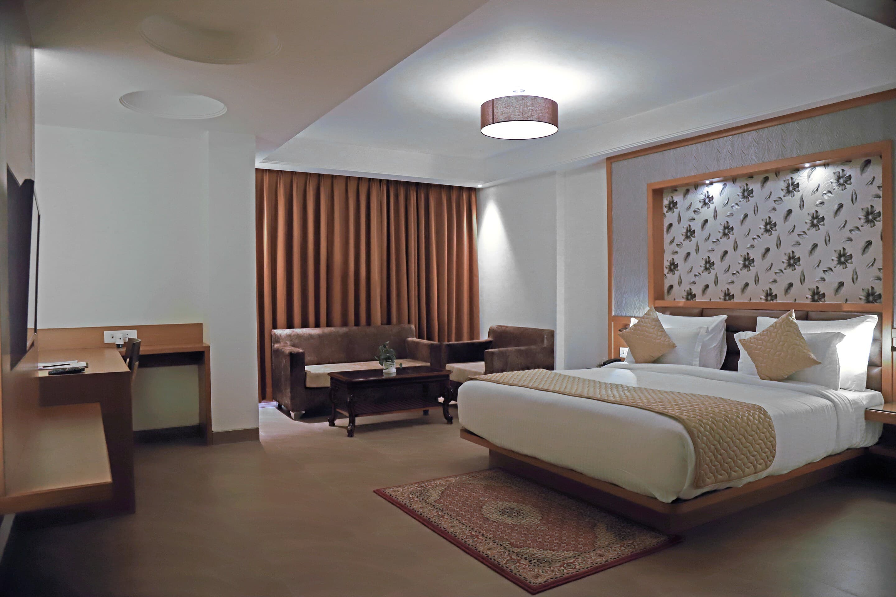 Clarion Inn Indore — 6