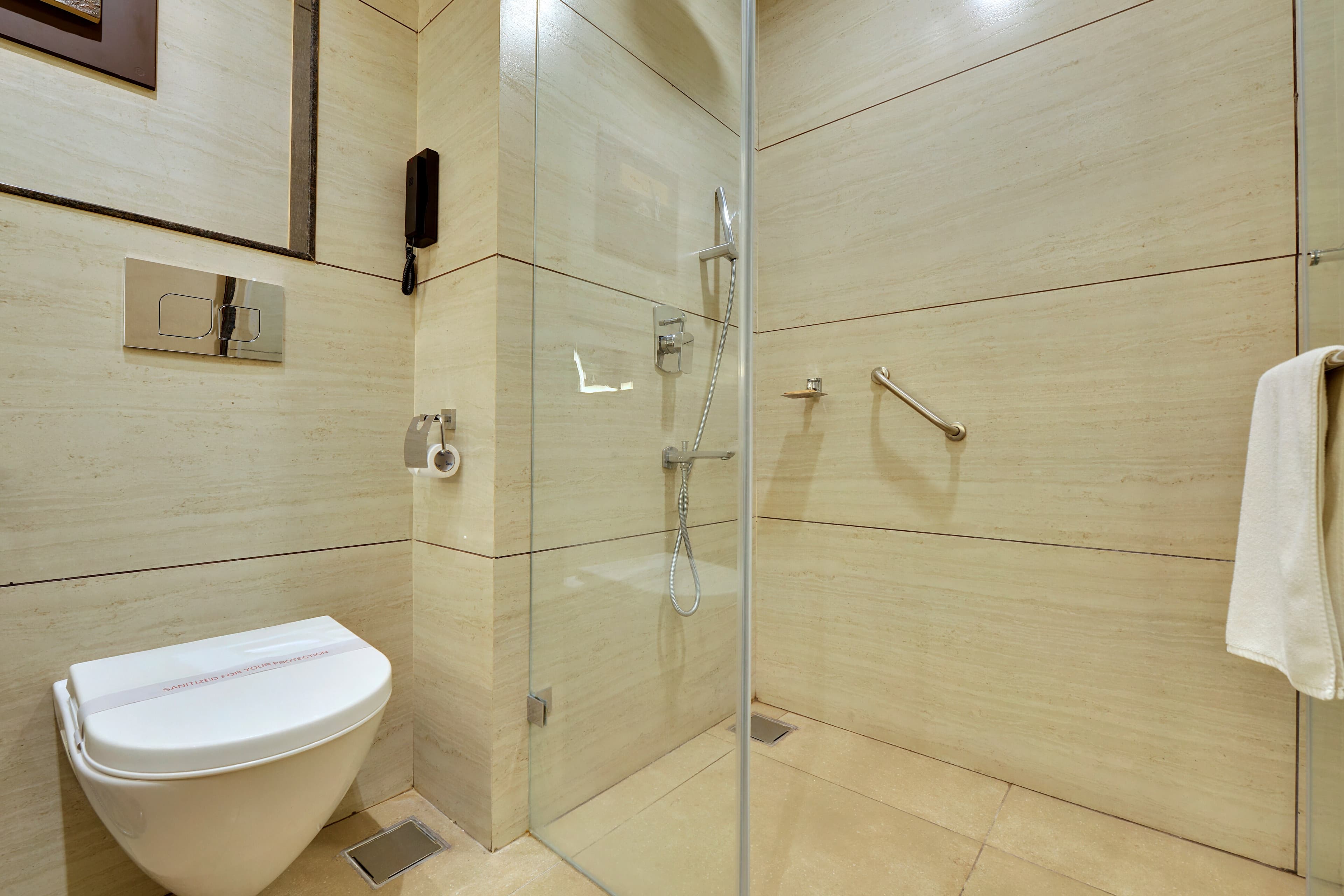 Clarion Hotel Bangalore - Image 5