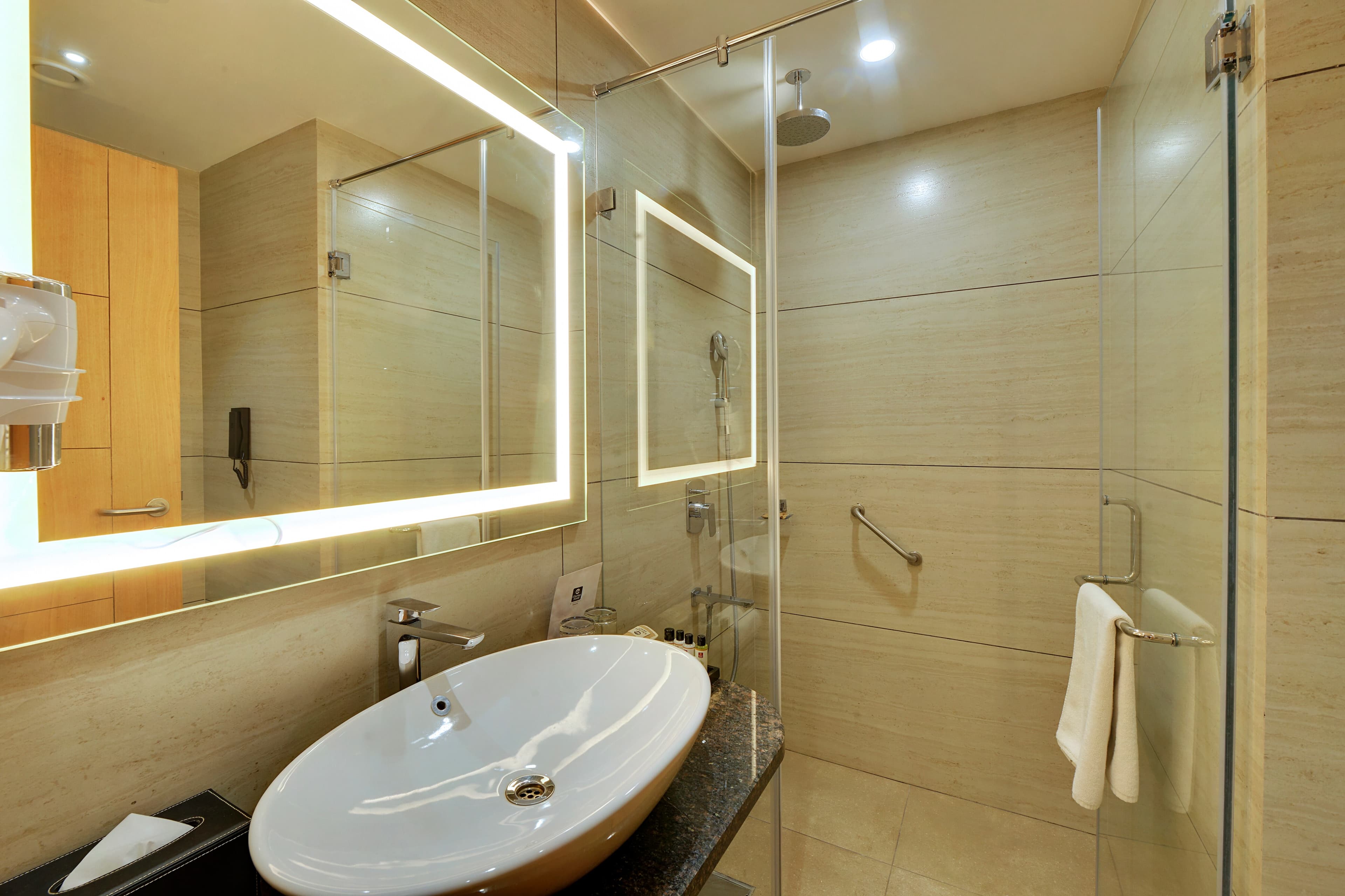 Clarion Hotel Bangalore — 11