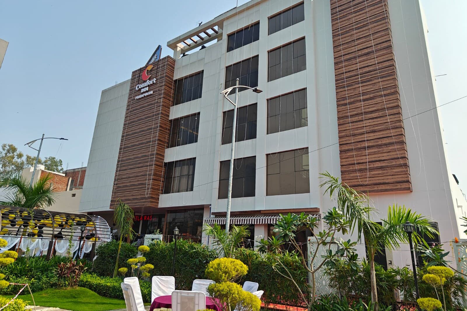 Comfort Inn Pratapvasini - Image 1