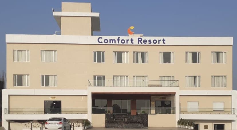 Comfort Resort Morbi - Image 1