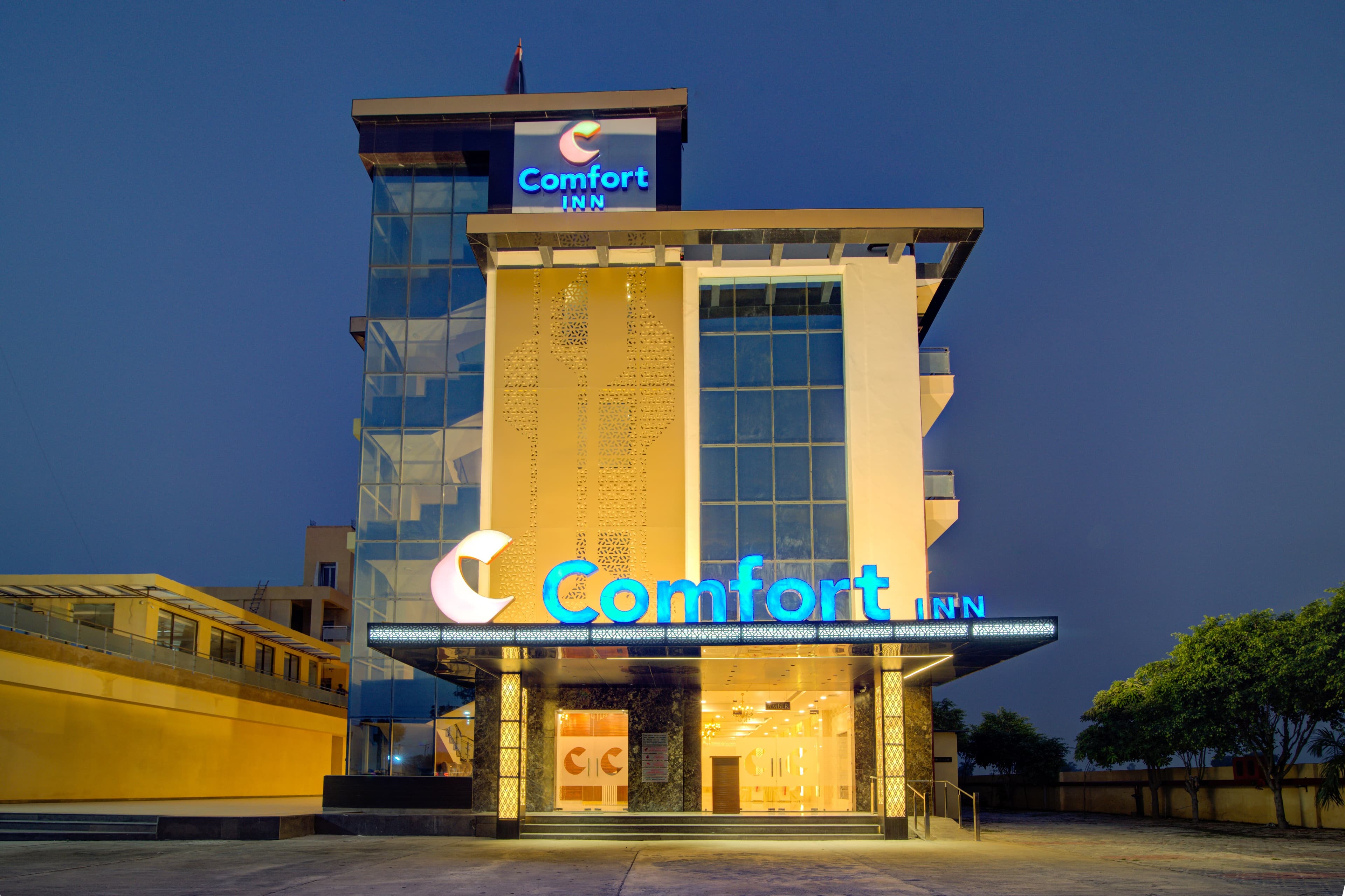 Comfort Inn Karnal - Image 1
