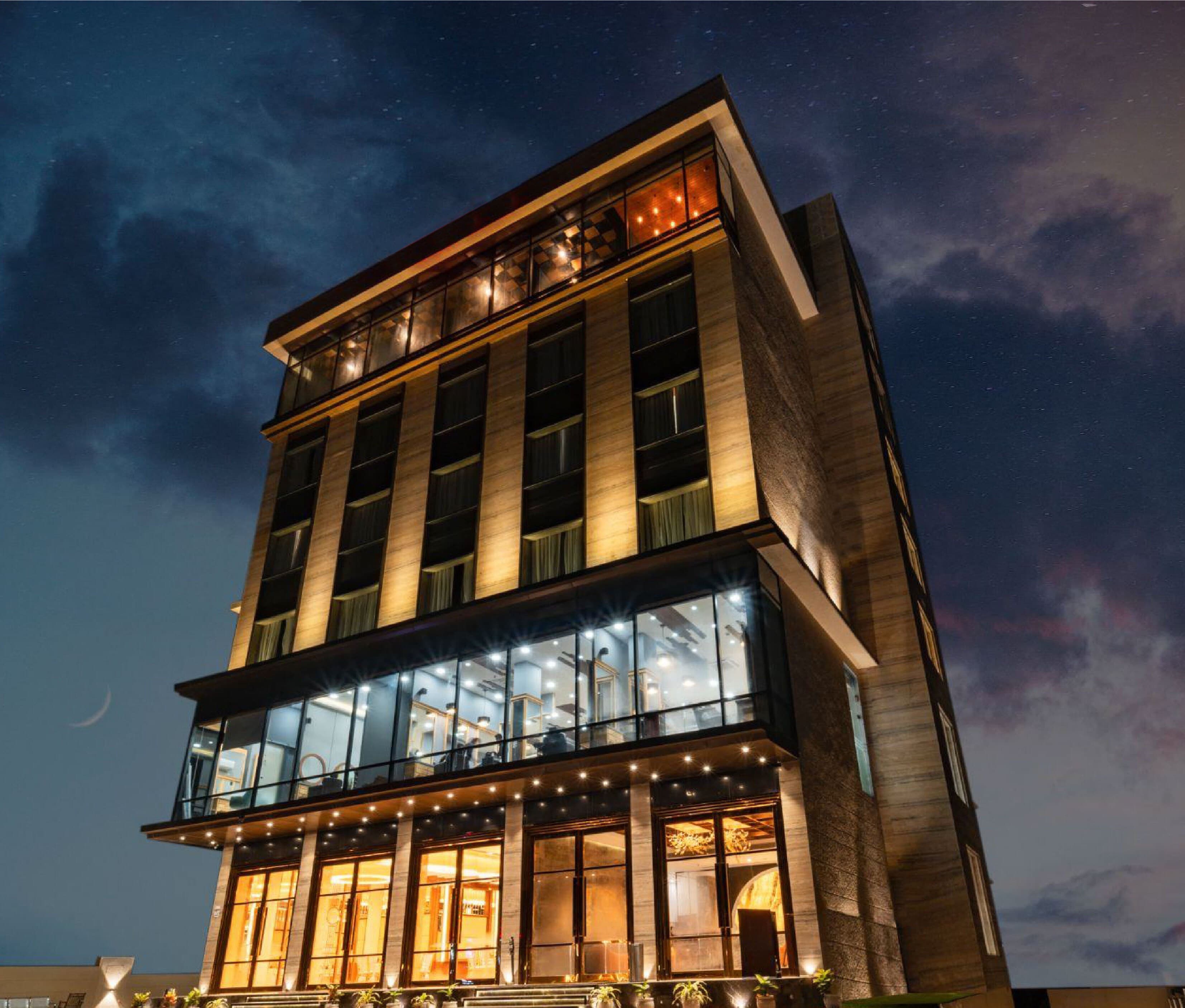 Clarion Hotel Epicure - Image 1