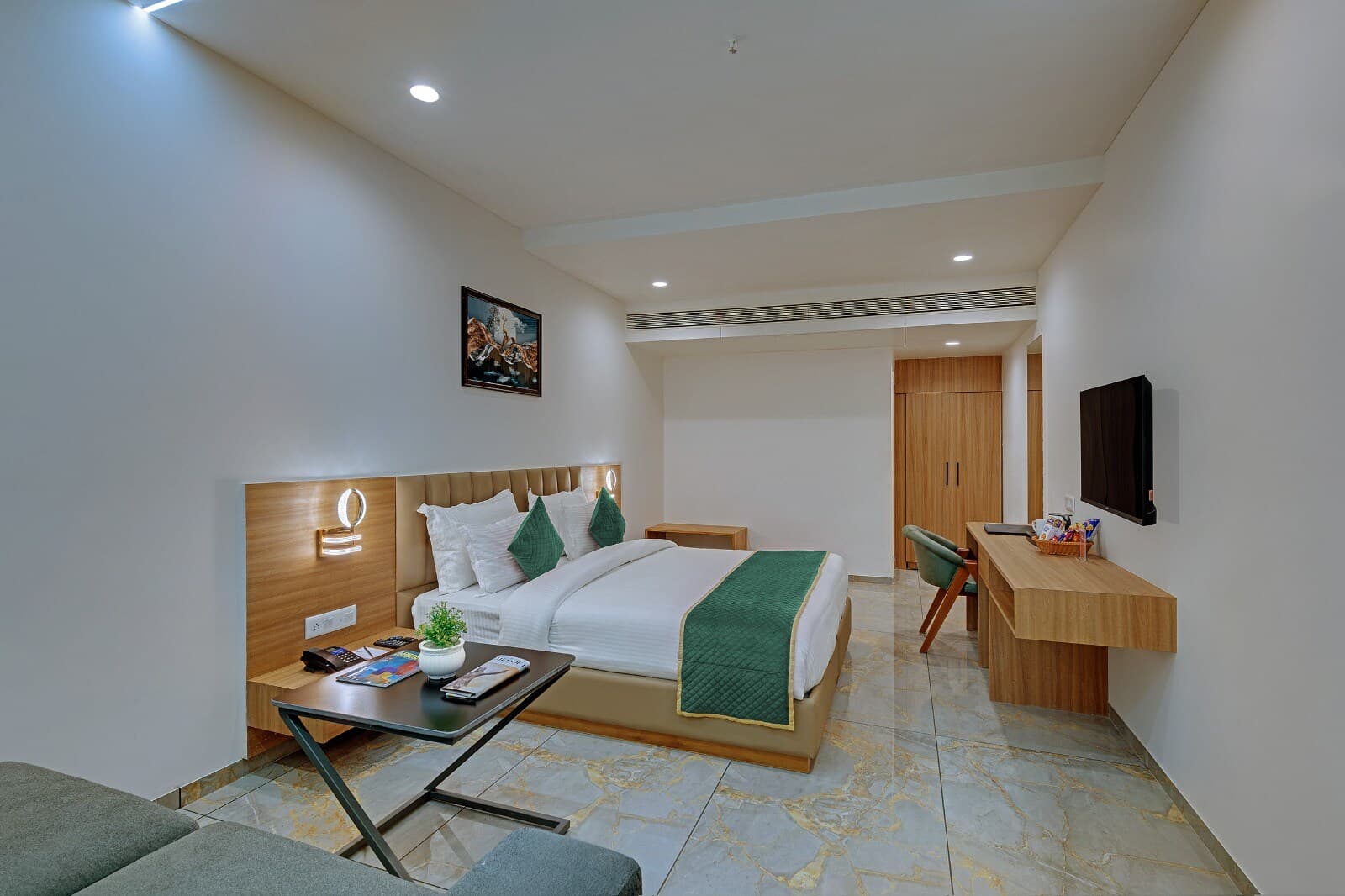 Comfort Inn Sapphire, Chandkheda — 18