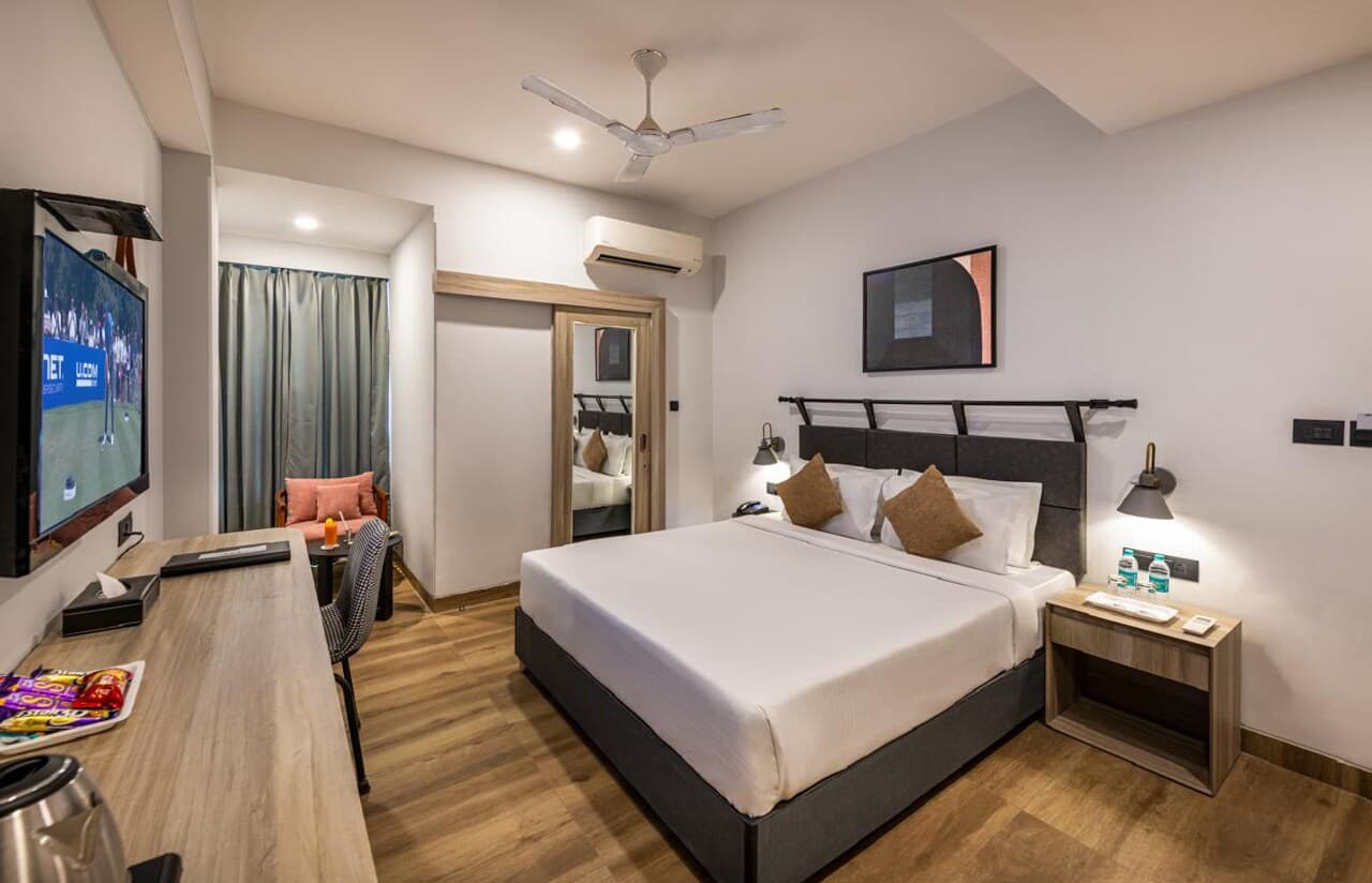 Comfort Inn Grand - Image 2