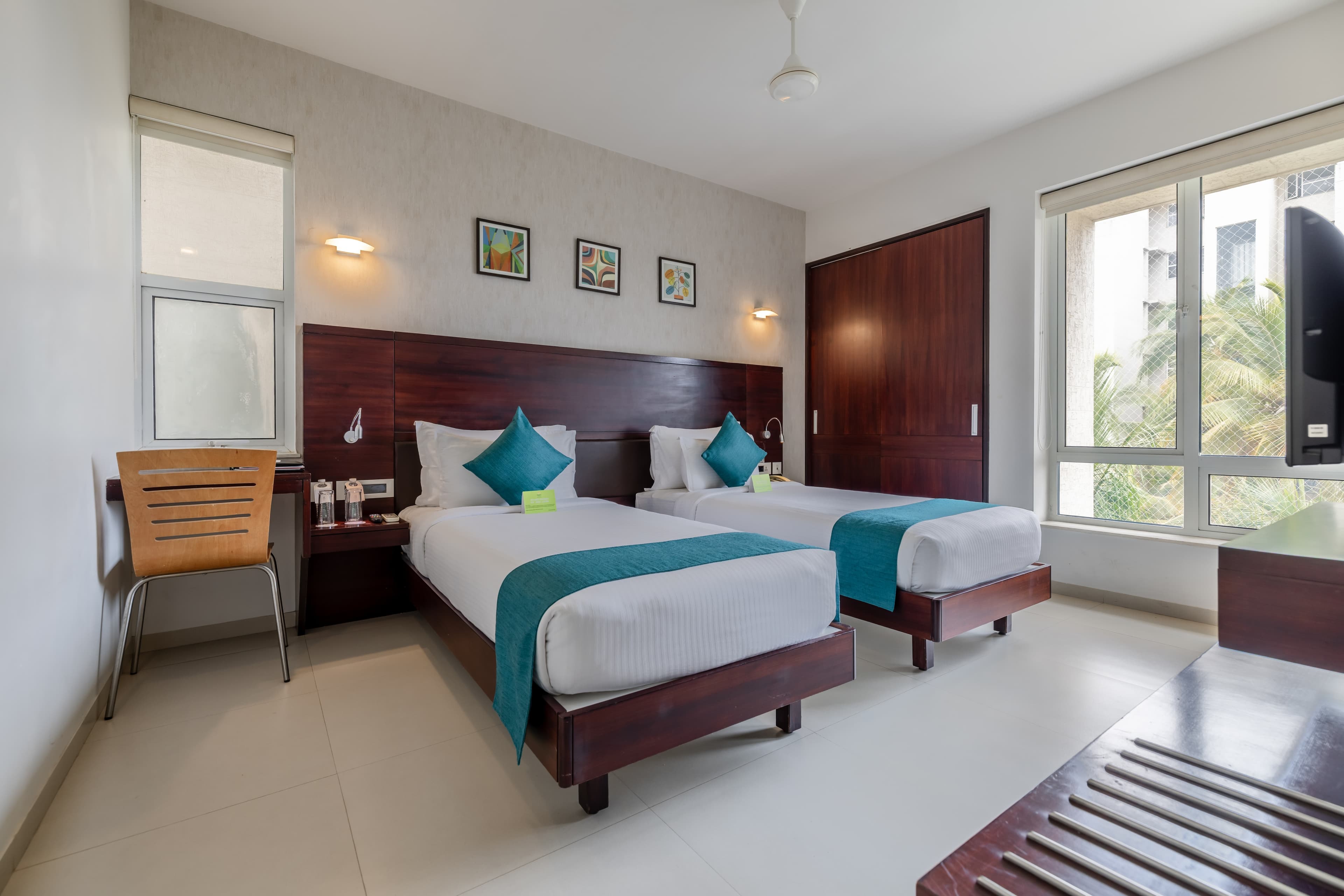 Quality Inn Patria Suites — 8