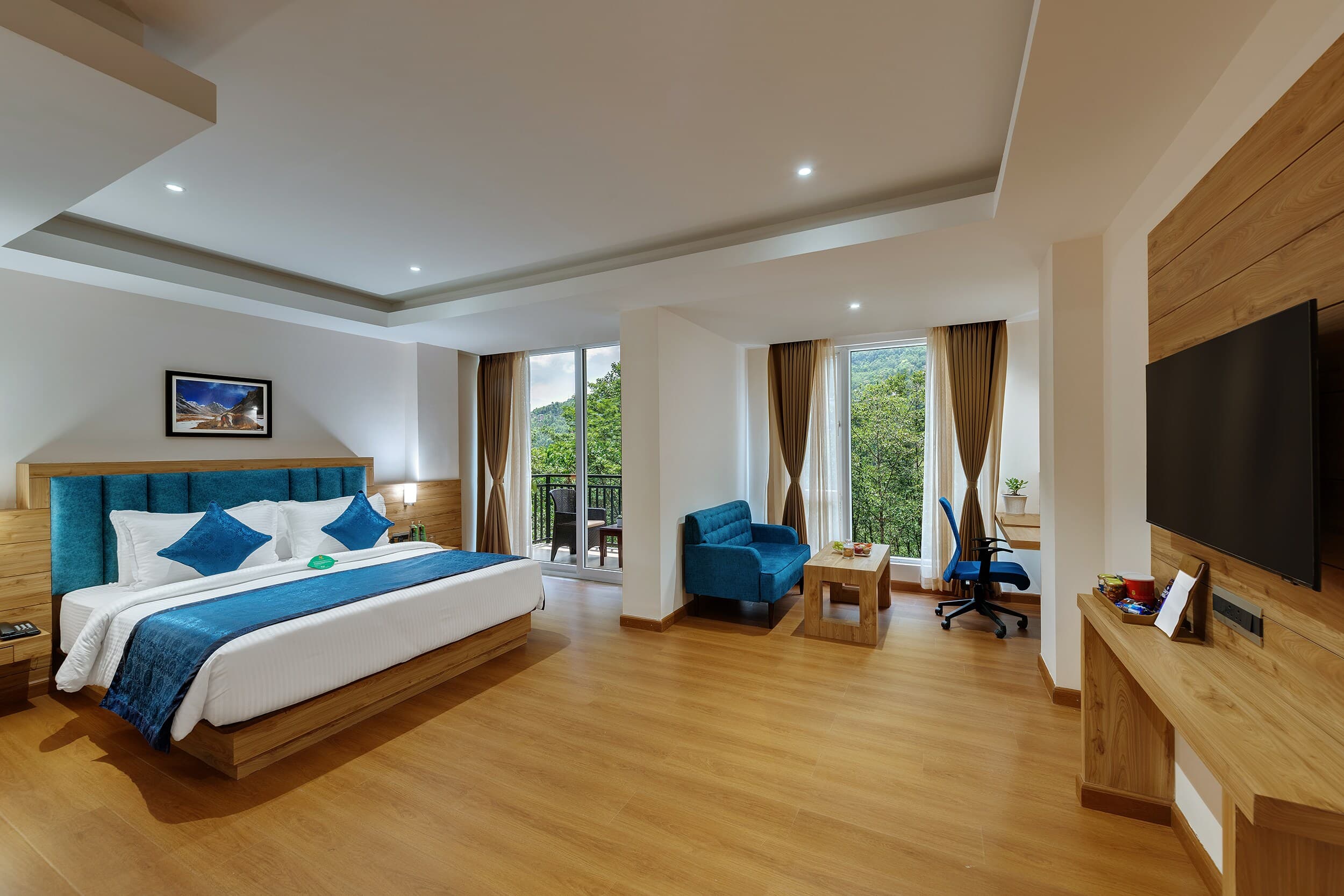 Clarion Hotel De Renee's — 6