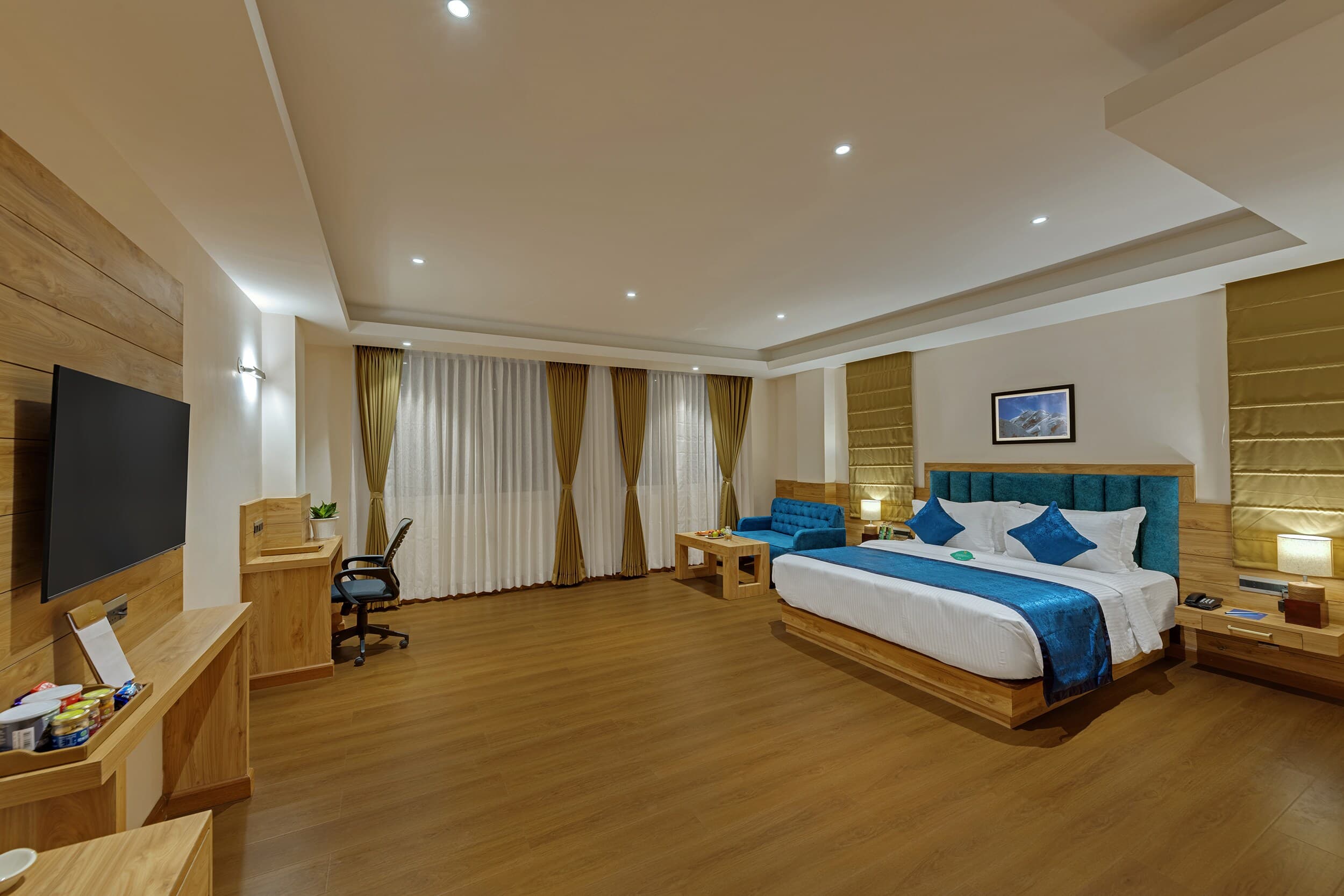Clarion Hotel De Renee's — 7
