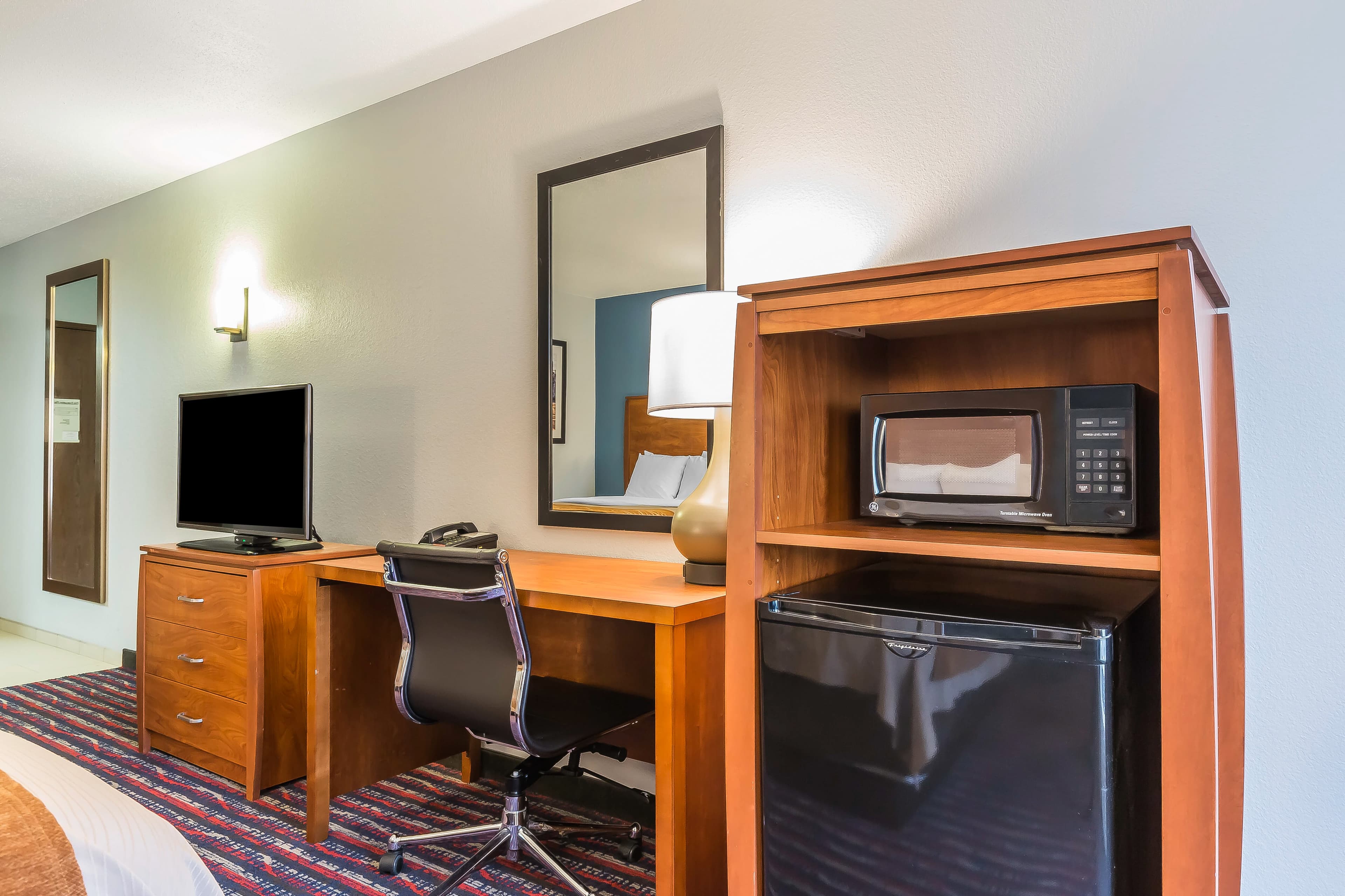 Comfort Inn Alton near I-255 — 17