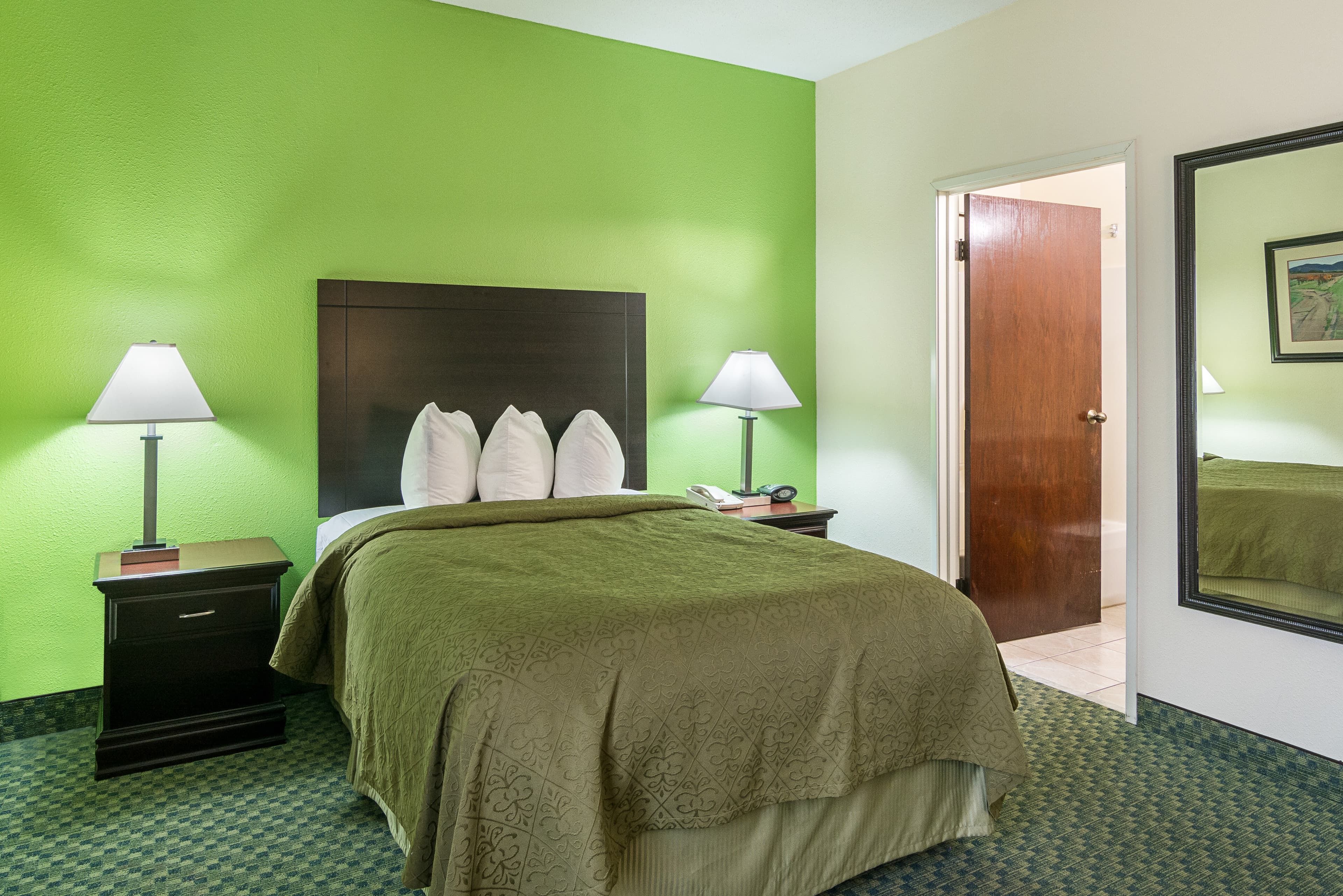 Quality Inn & Suites Harvey - Chicago Southland — 7