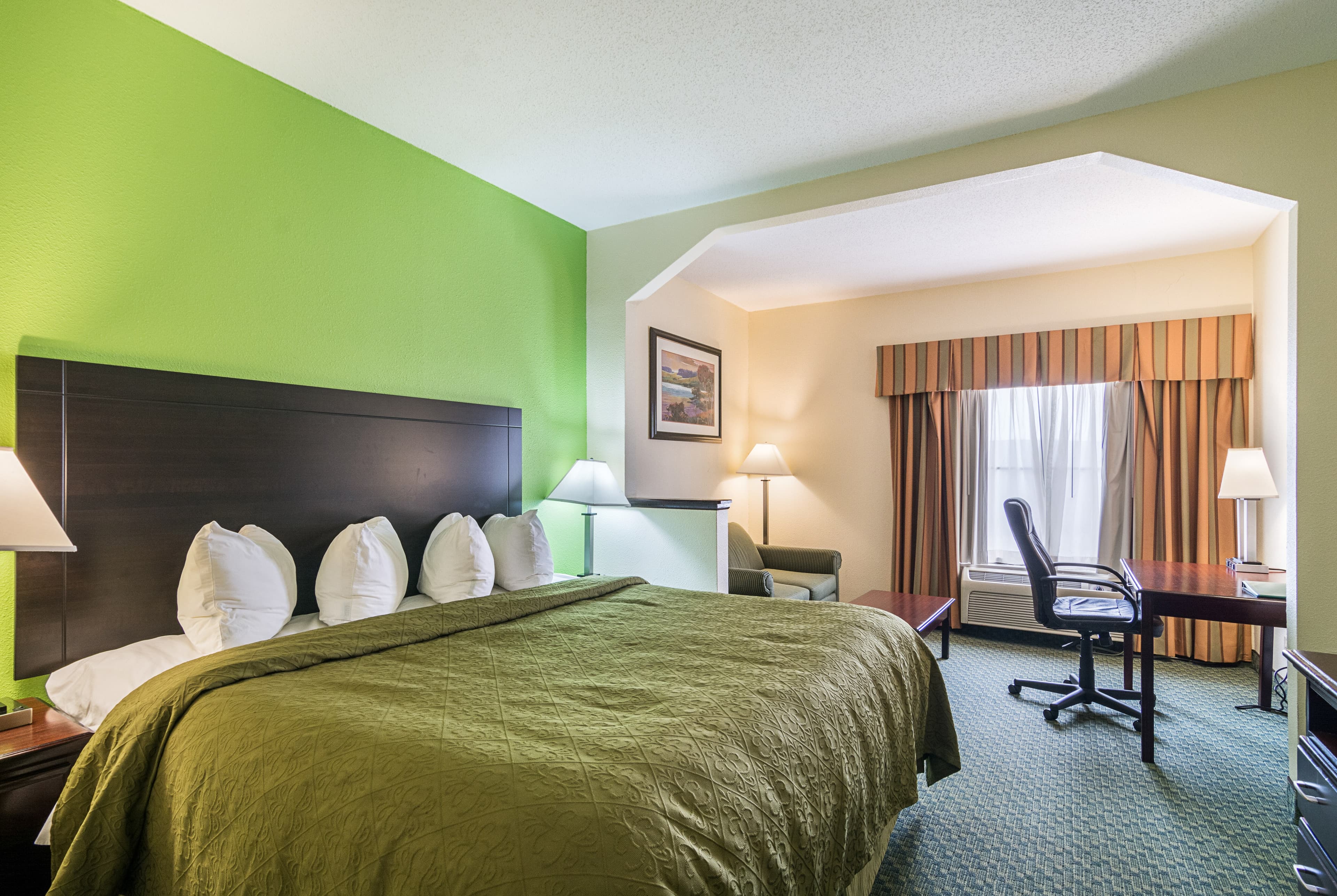 Quality Inn & Suites Harvey - Chicago Southland — 14