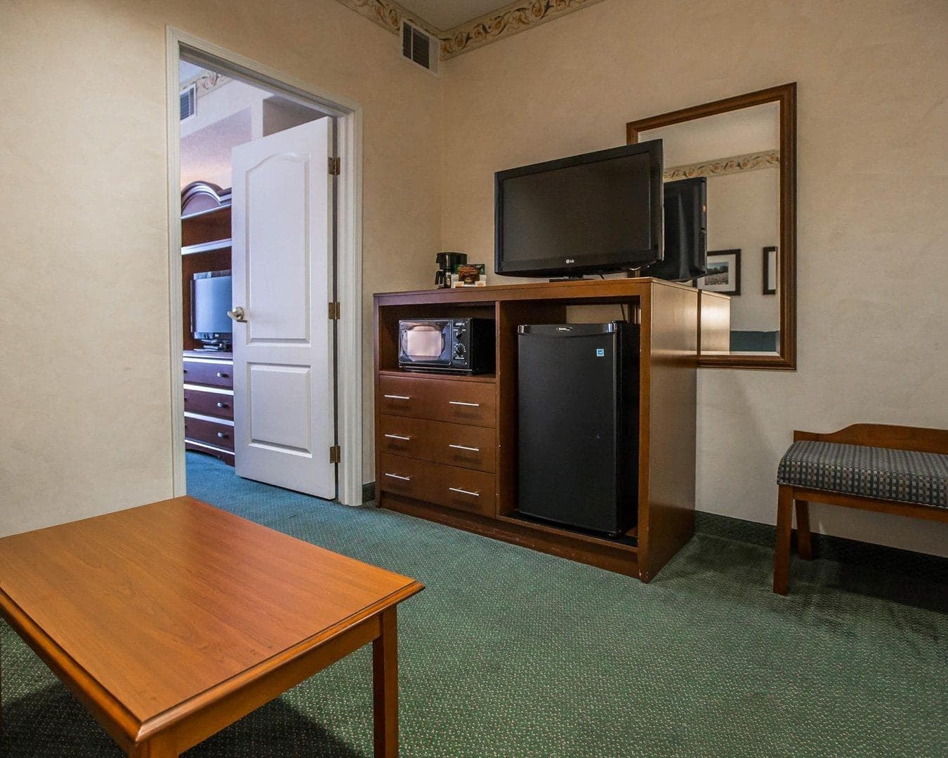 Quality Inn & Suites Dixon near I-88 — 29