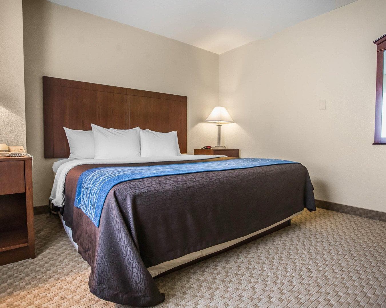 Quality Inn & Suites Dixon near I-88 — 20
