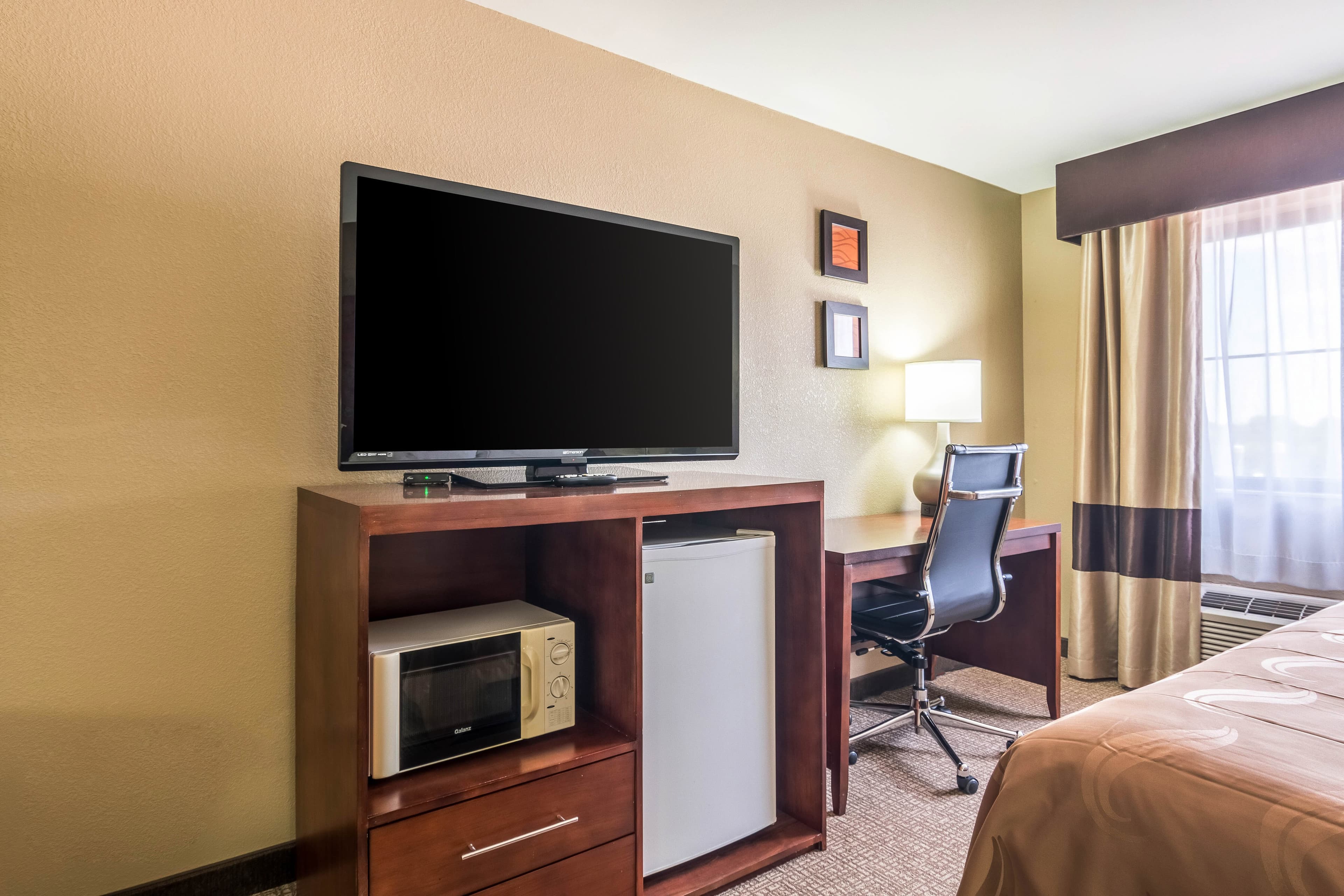 Quality Inn & Suites Salem near I-57 — 15