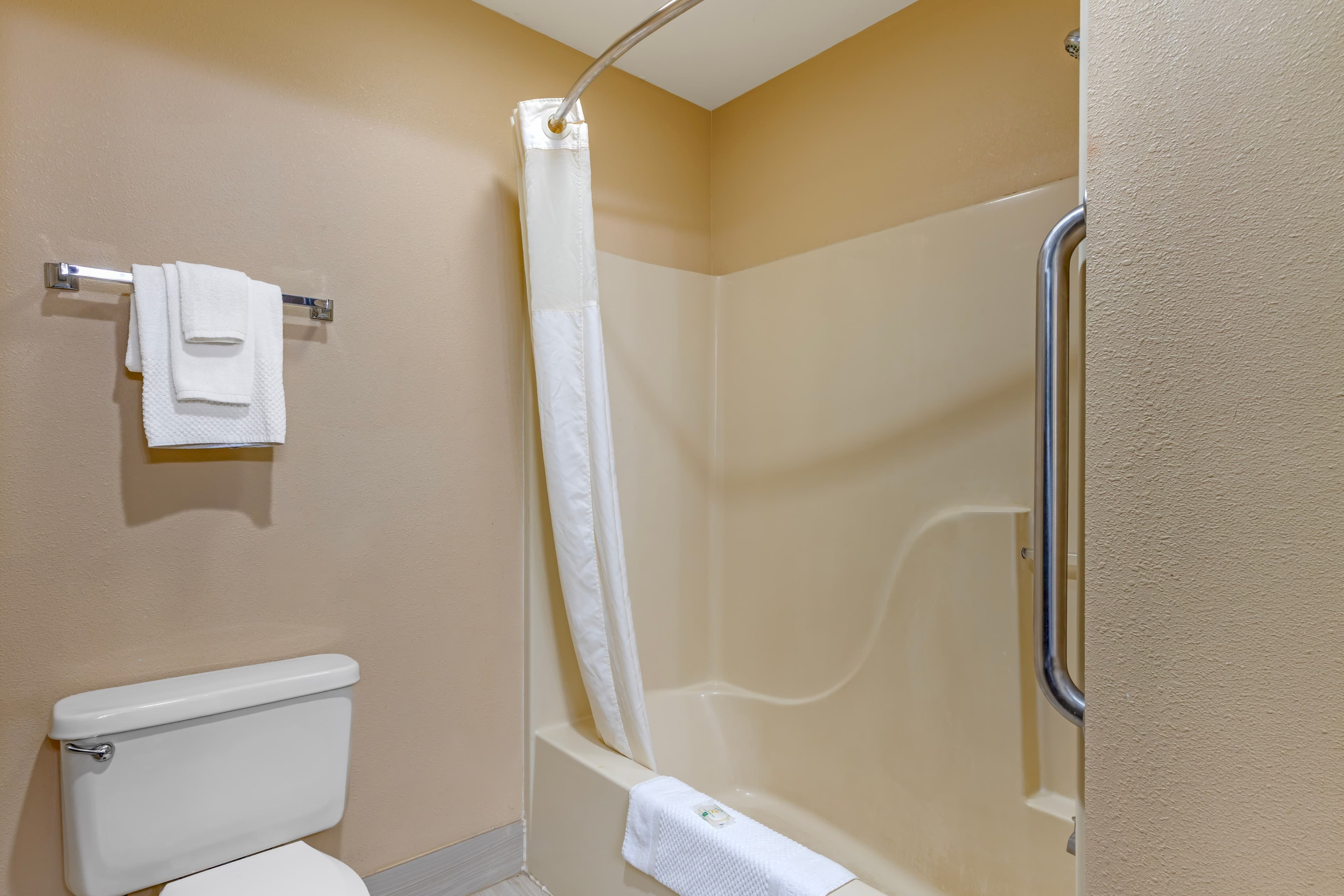 Quality Inn & Suites Caseyville - St. Louis — 8