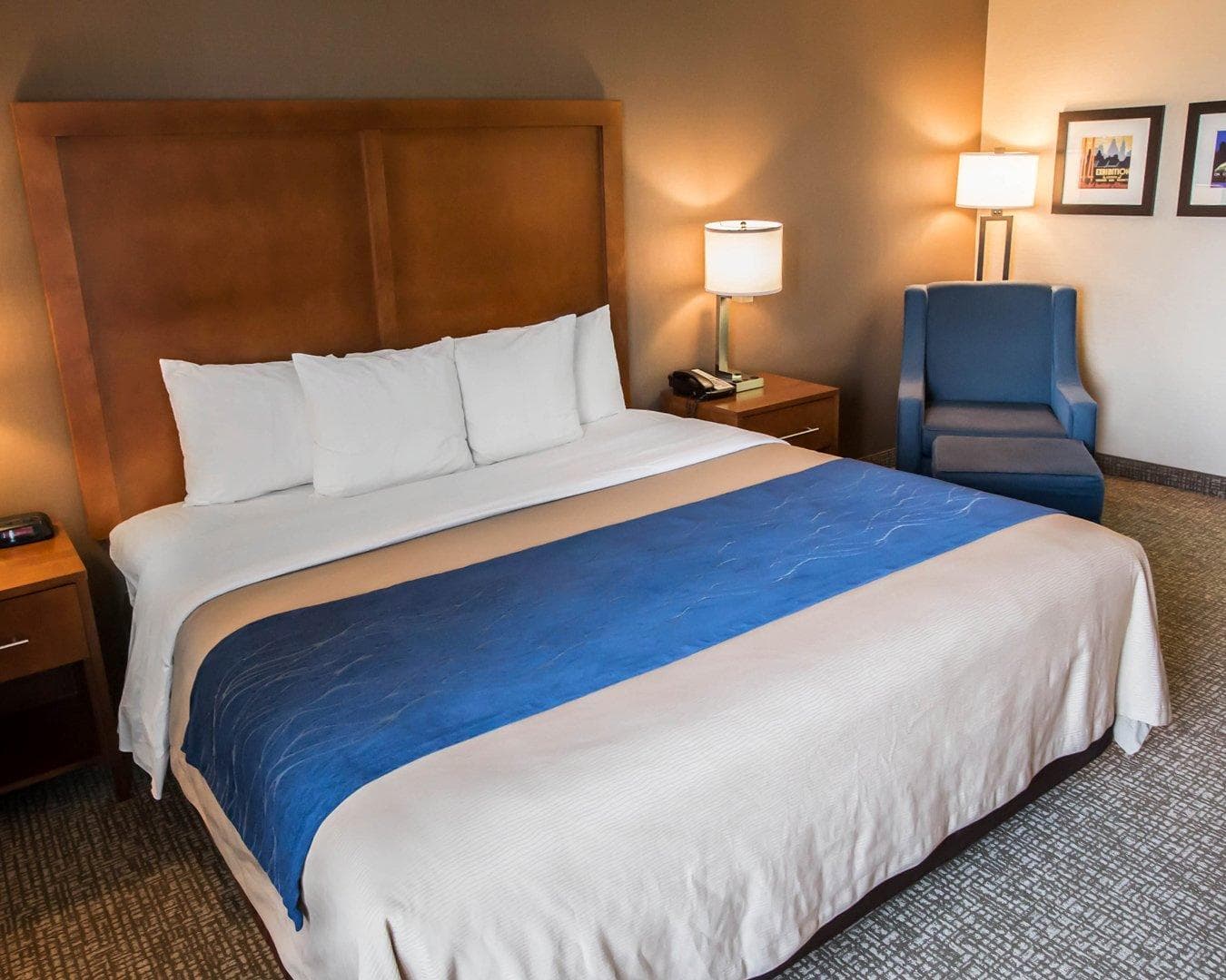 Comfort Inn Crystal Lake - Algonquin - Image 2