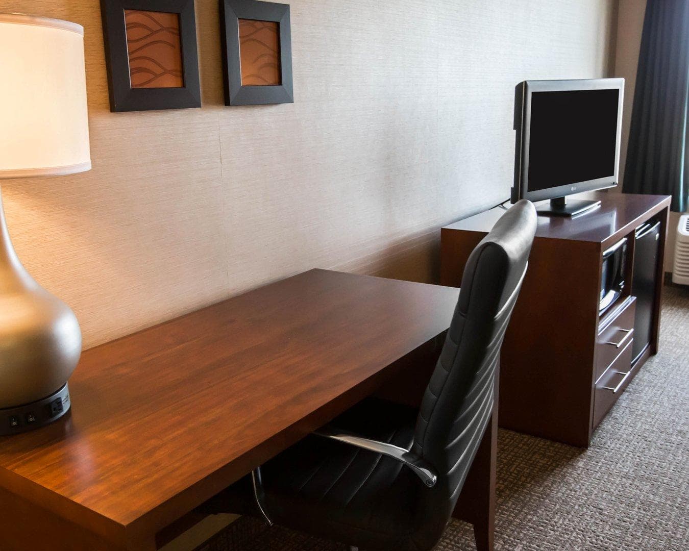 Comfort Inn Crystal Lake - Algonquin - Image 3