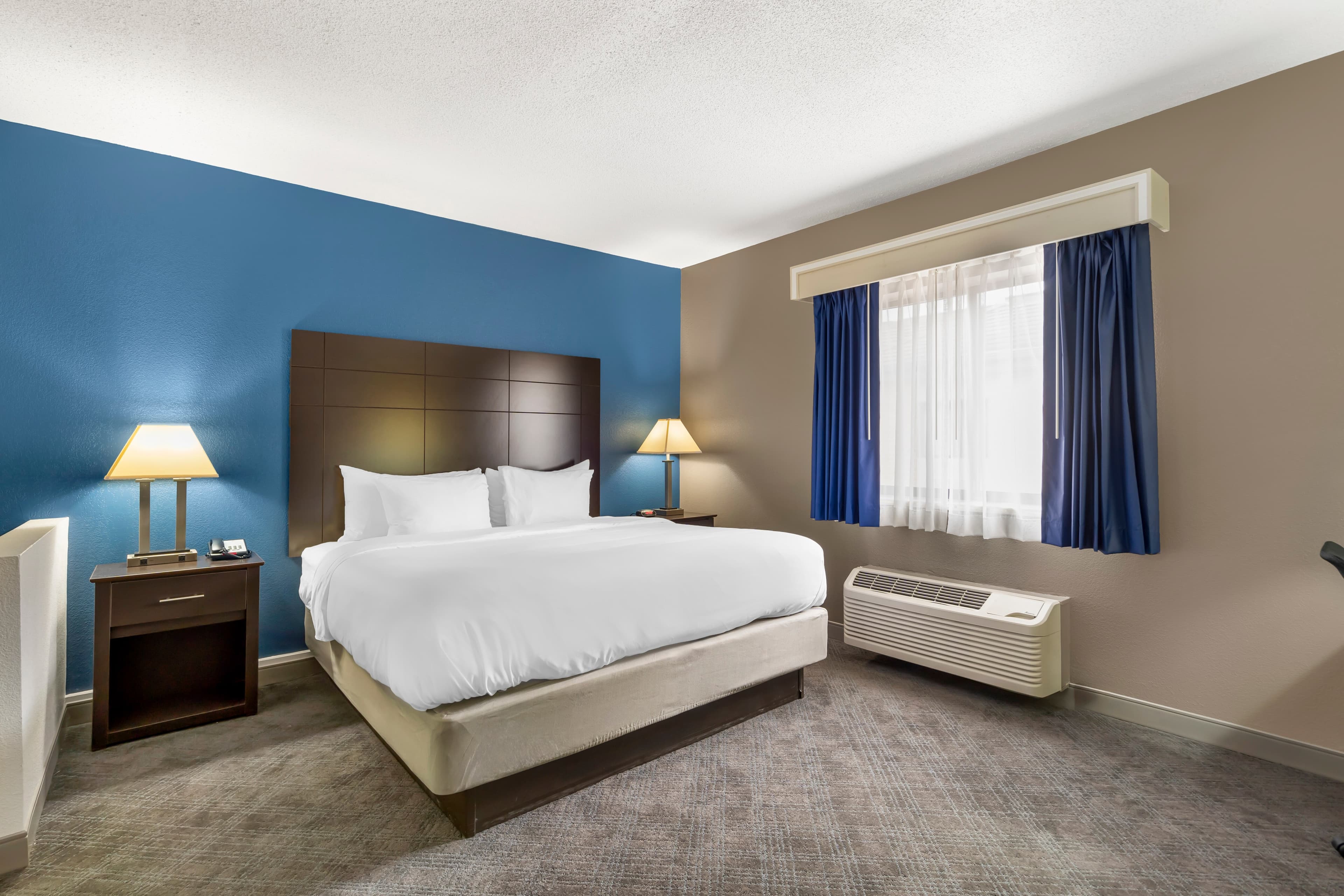 Comfort Inn & Suites Mundelein-Vernon Hills — 10