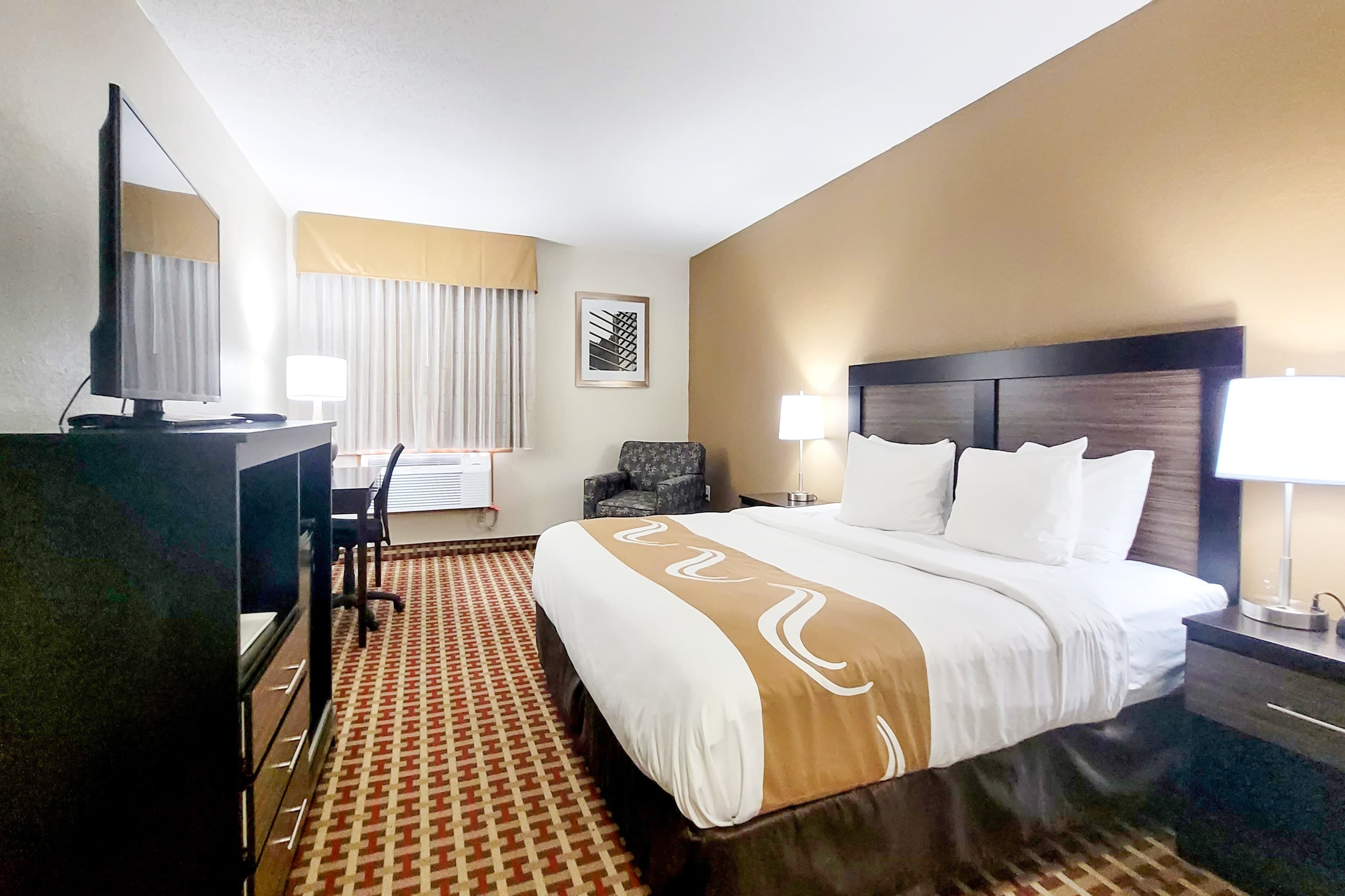 Quality Inn & Suites Marion — 10