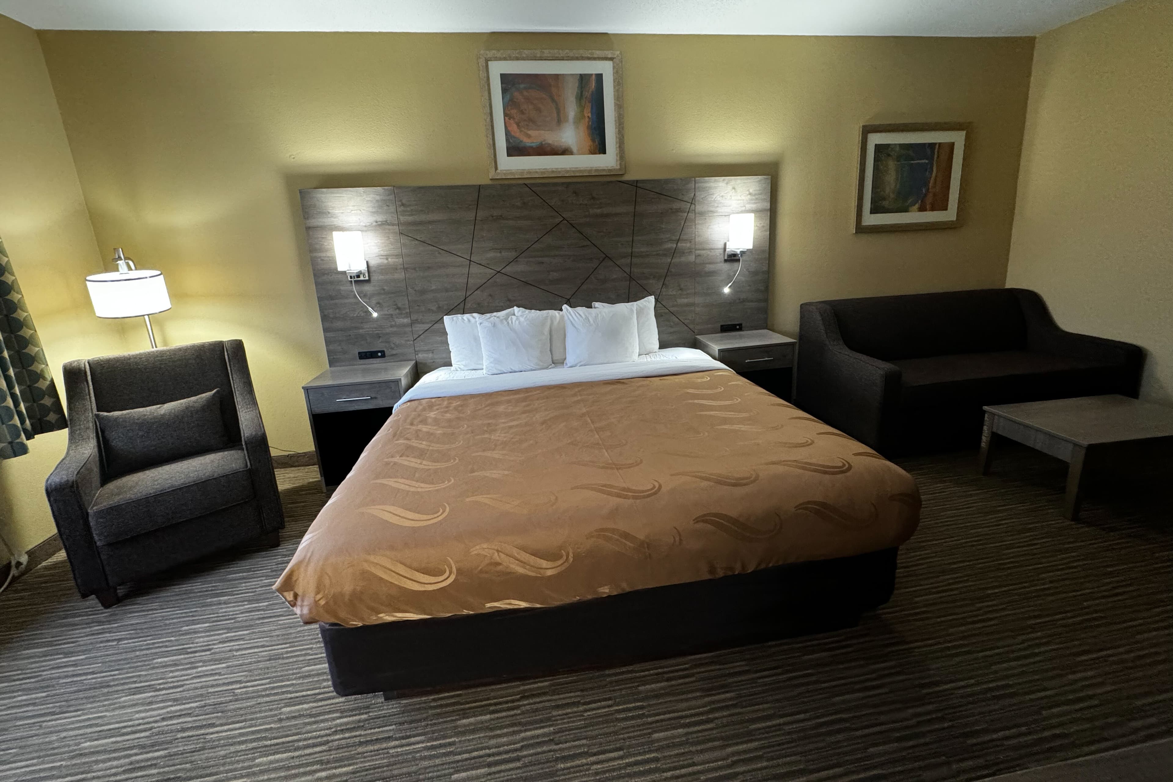 Quality Inn Forsyth - Decatur - Image 3