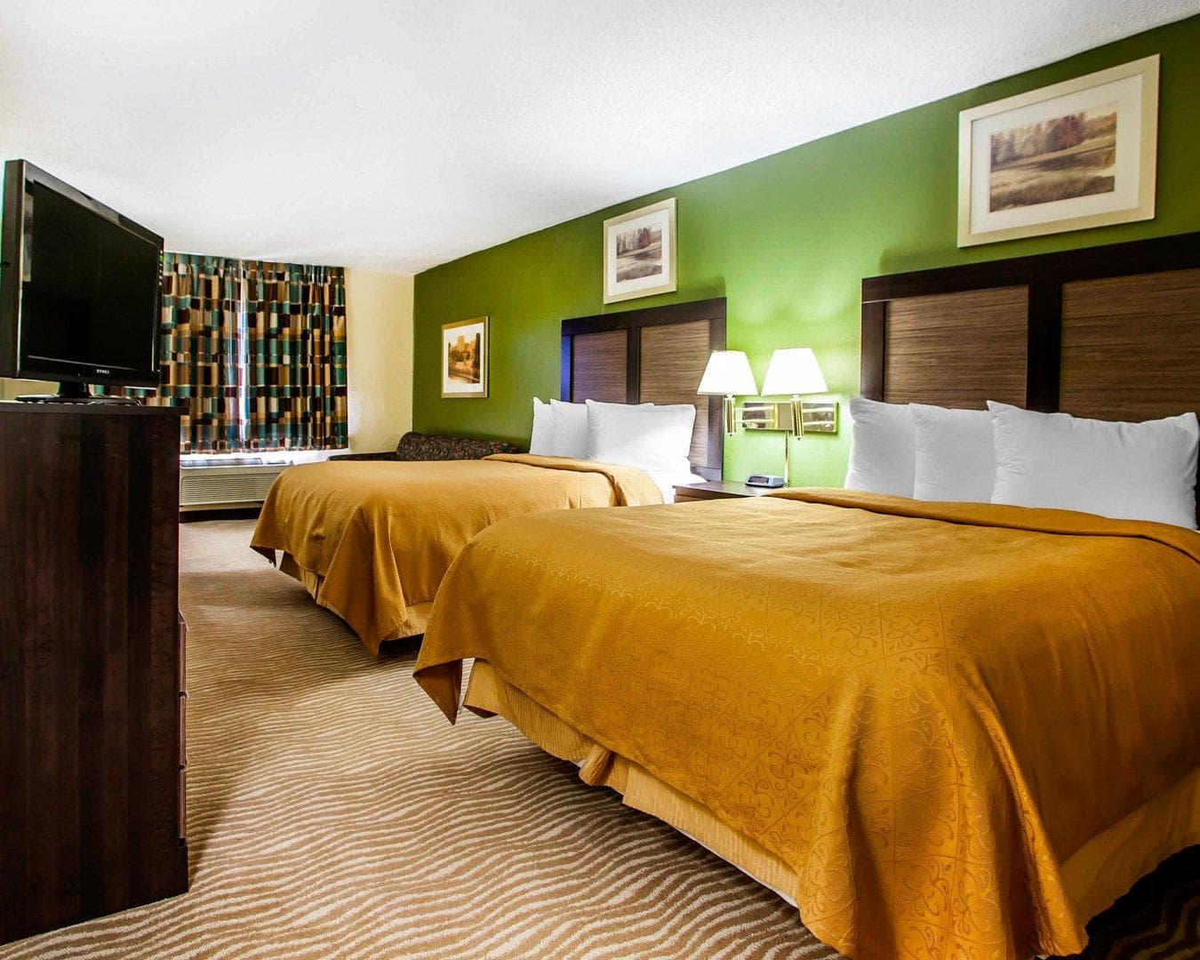 Quality Inn & Suites Champaign North - Urbana — 16