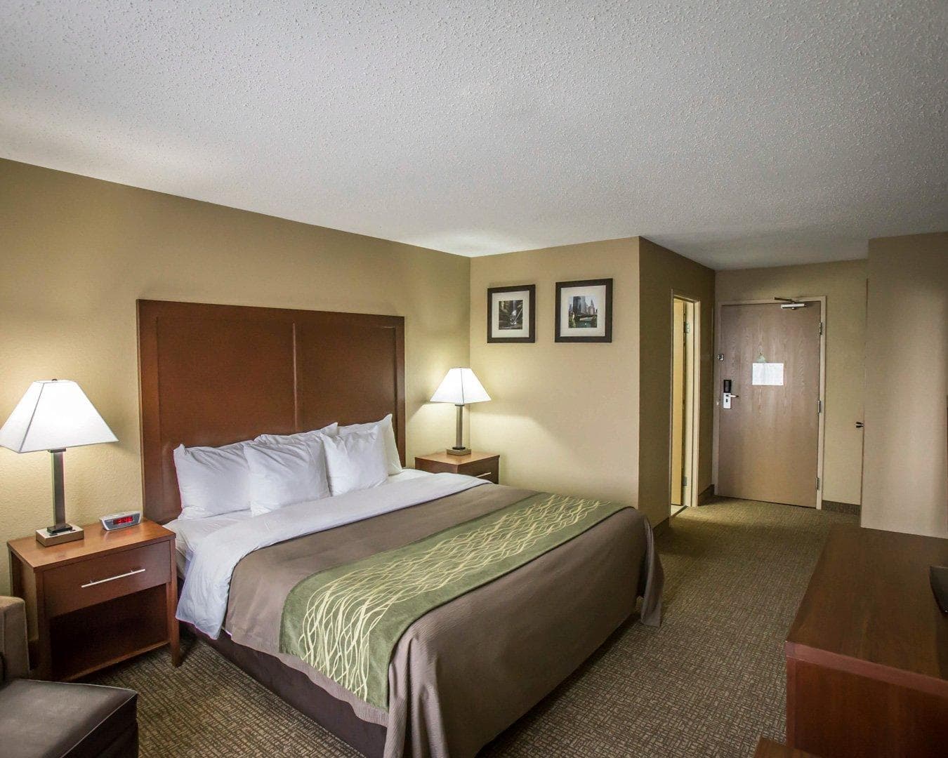 Comfort Inn Morris I-80 - Image 5
