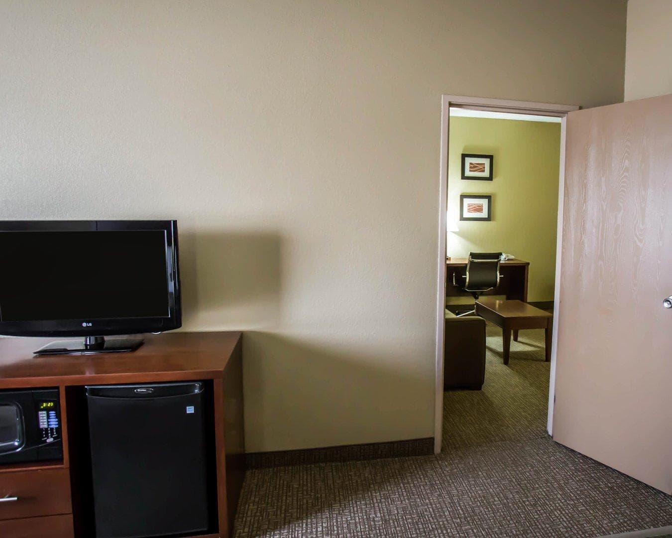 Comfort Inn Morris I-80 — 21