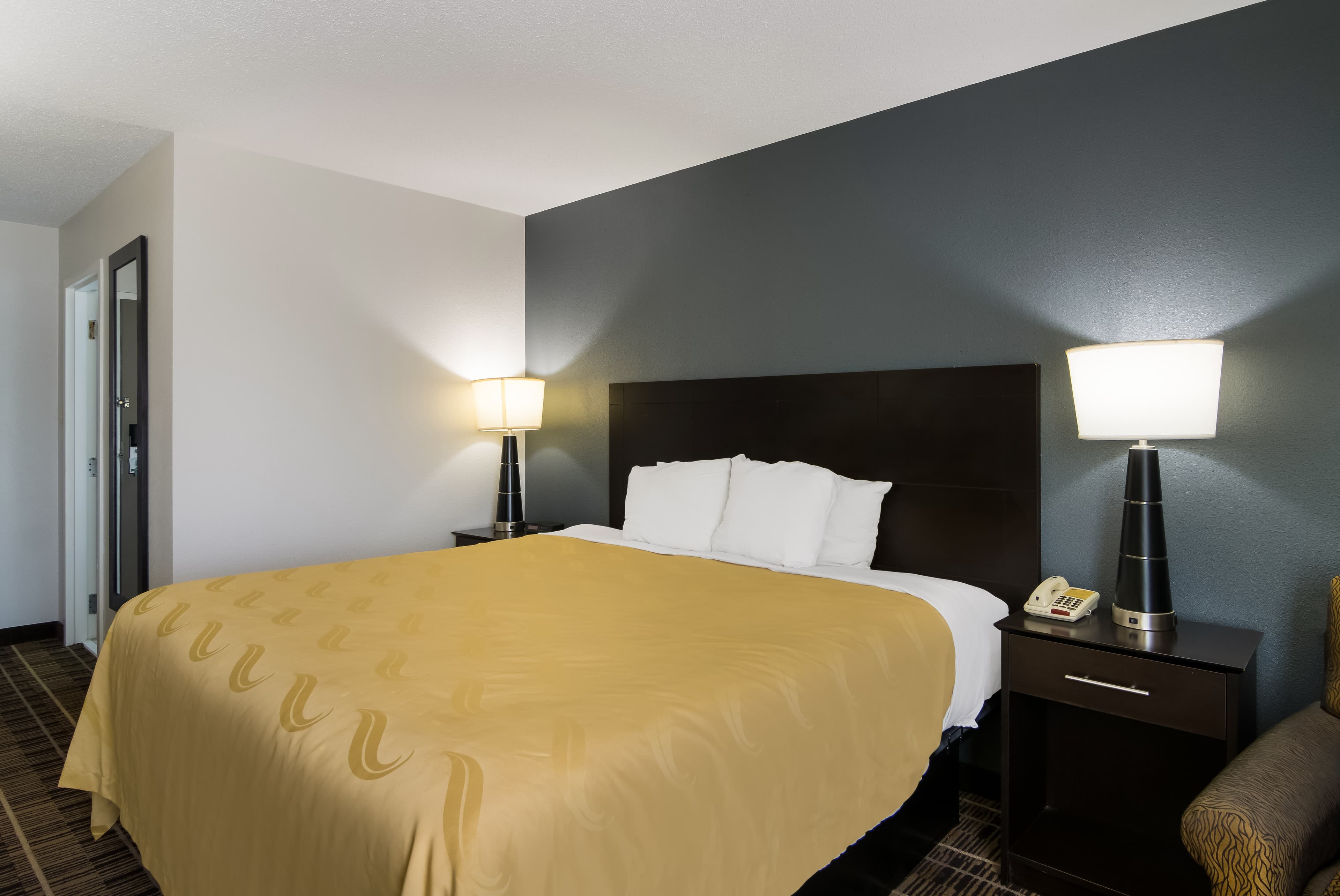 Quality Inn Aurora - Naperville Area — 7